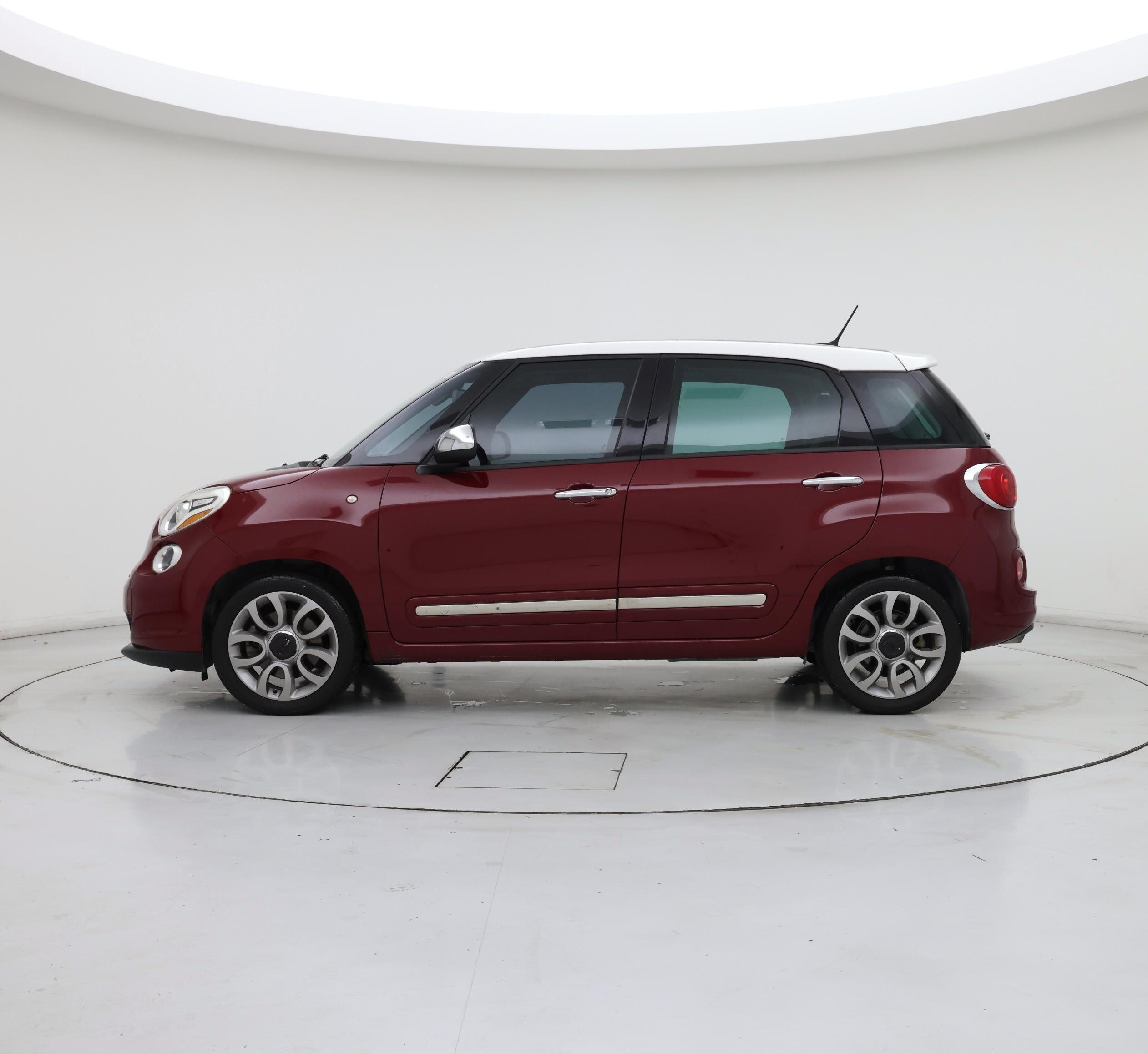 Thumbnail: 2015 Fiat 500L - 3