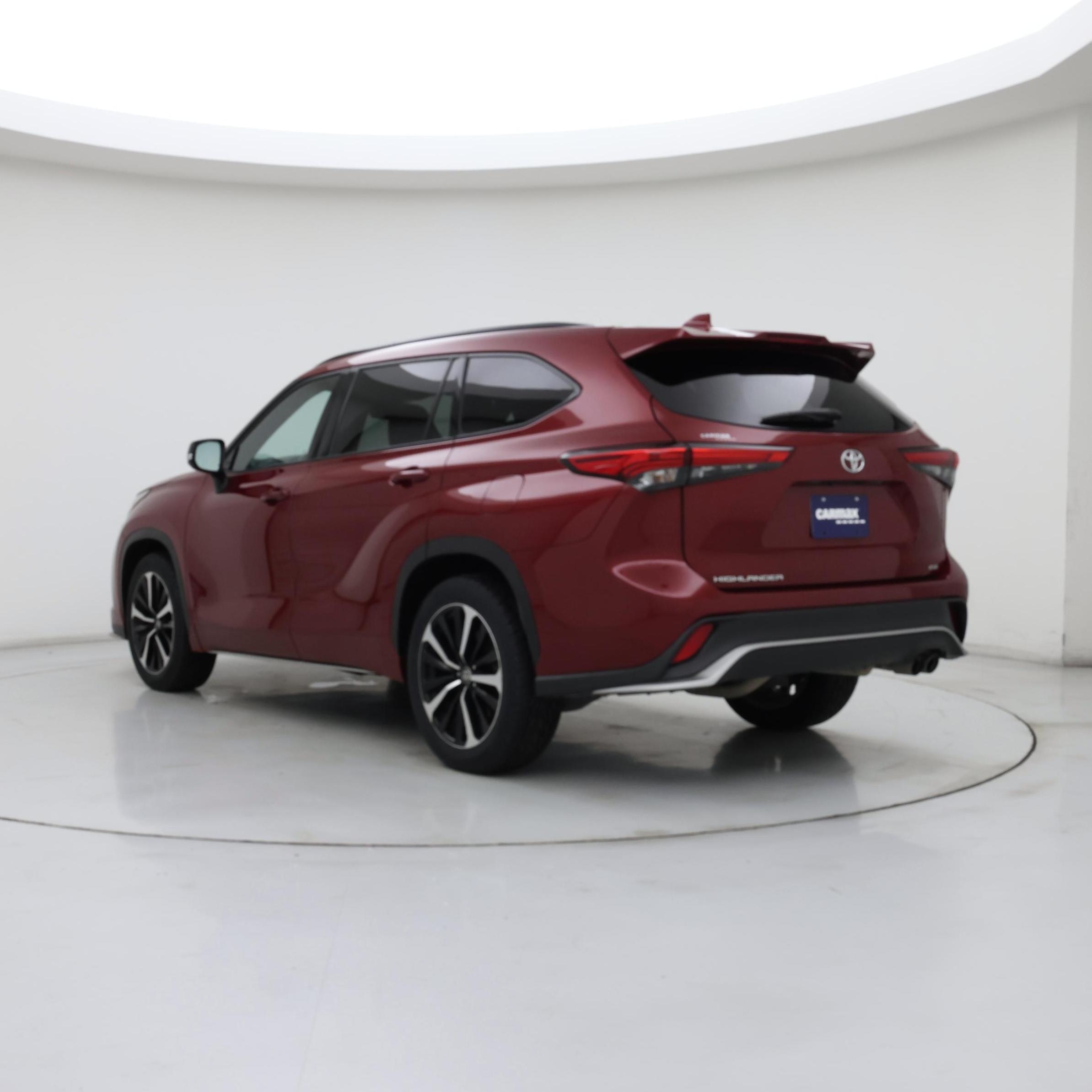 Thumbnail: 2021 Toyota Highlander - 2