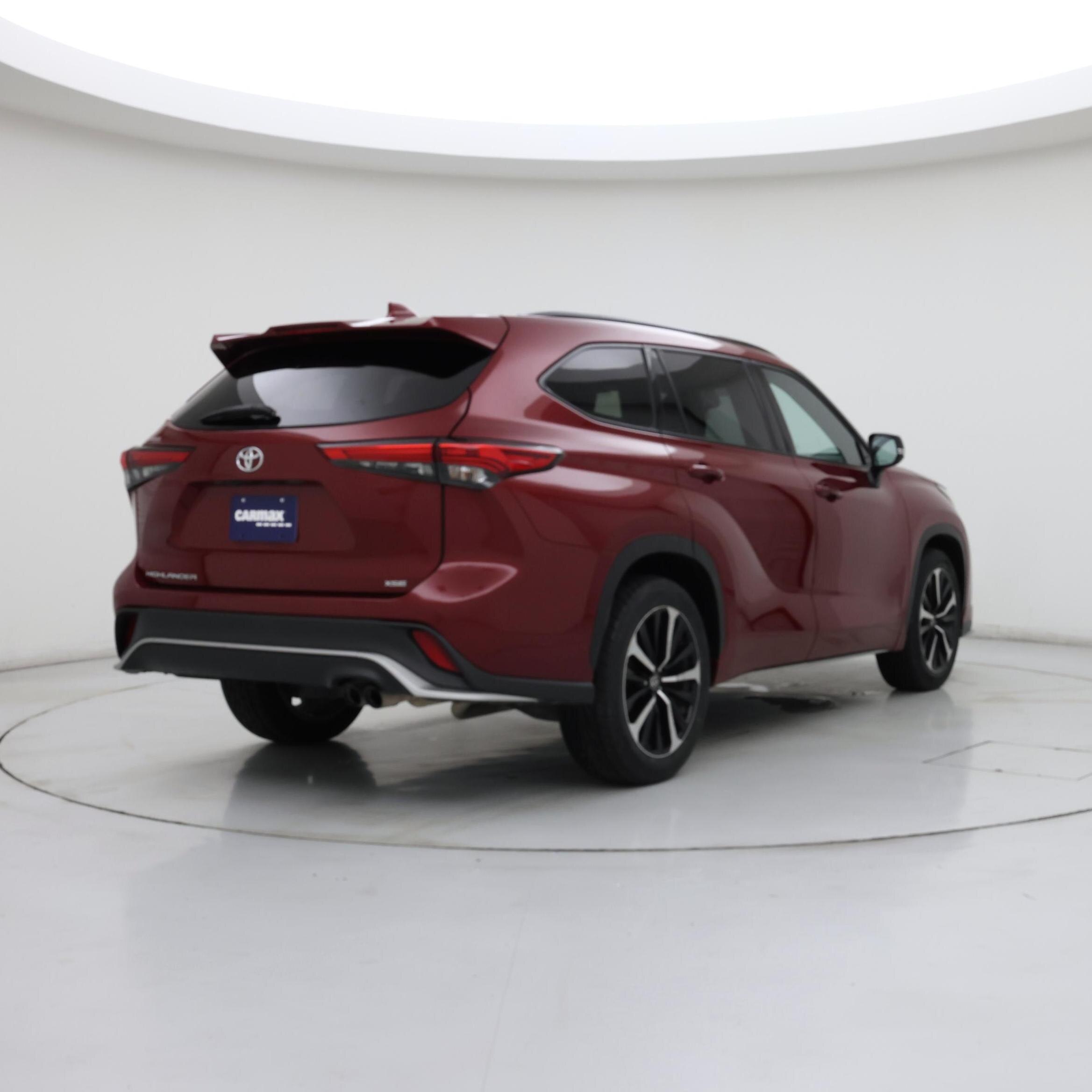 Thumbnail: 2021 Toyota Highlander - 8