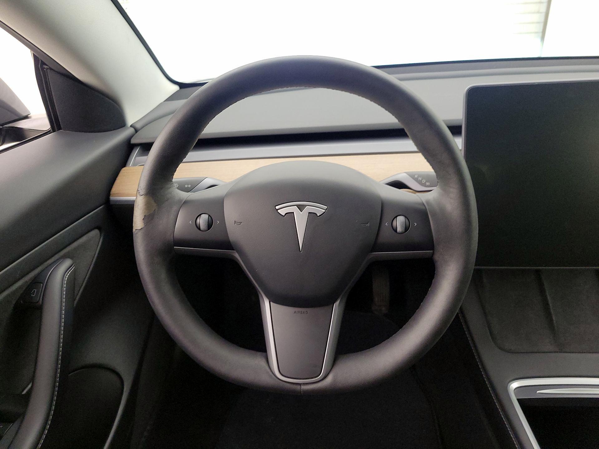 Thumbnail: 2021 Tesla Model 3 - 10