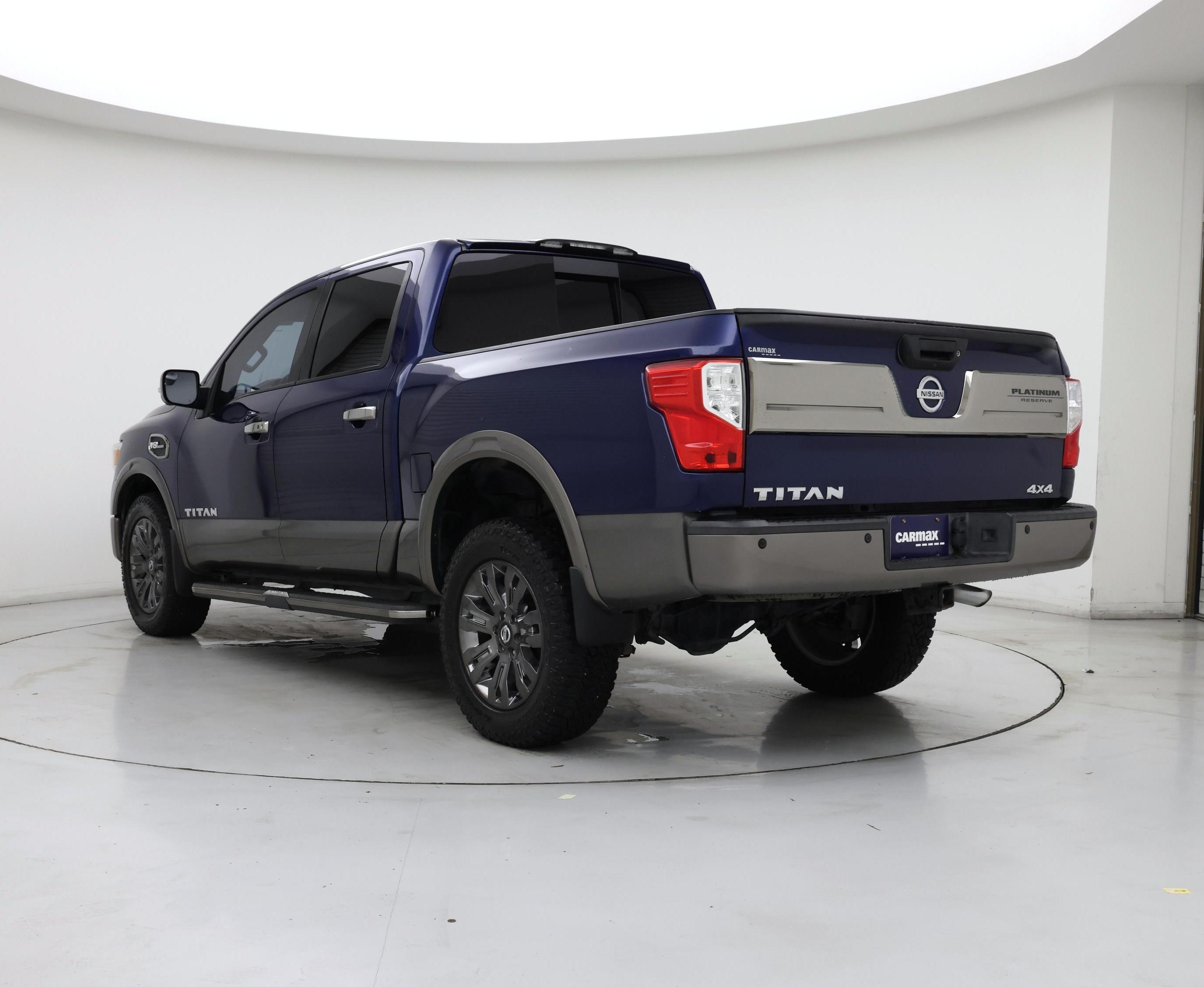 Thumbnail: 2017 Nissan Titan - 2