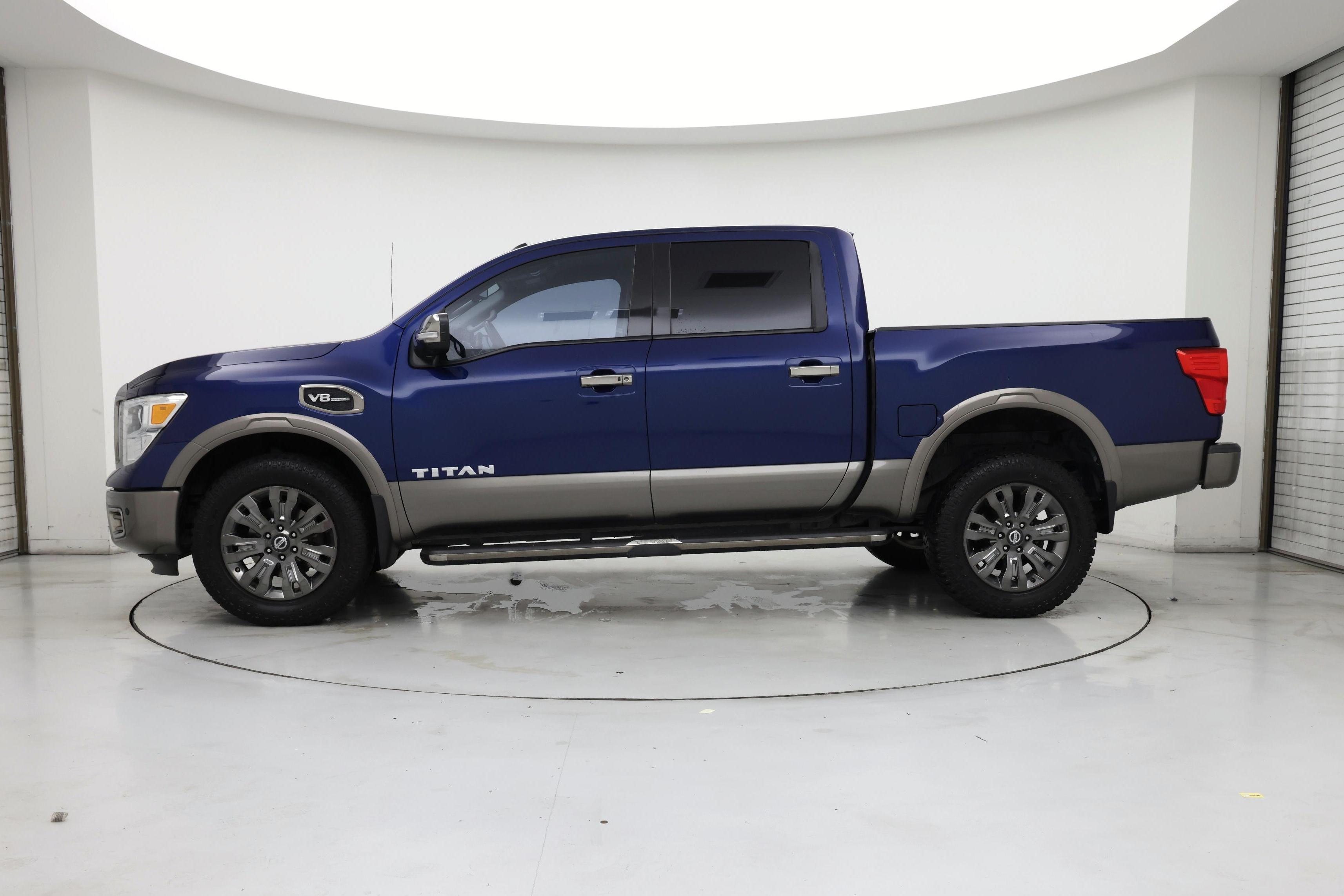 Thumbnail: 2017 Nissan Titan - 3