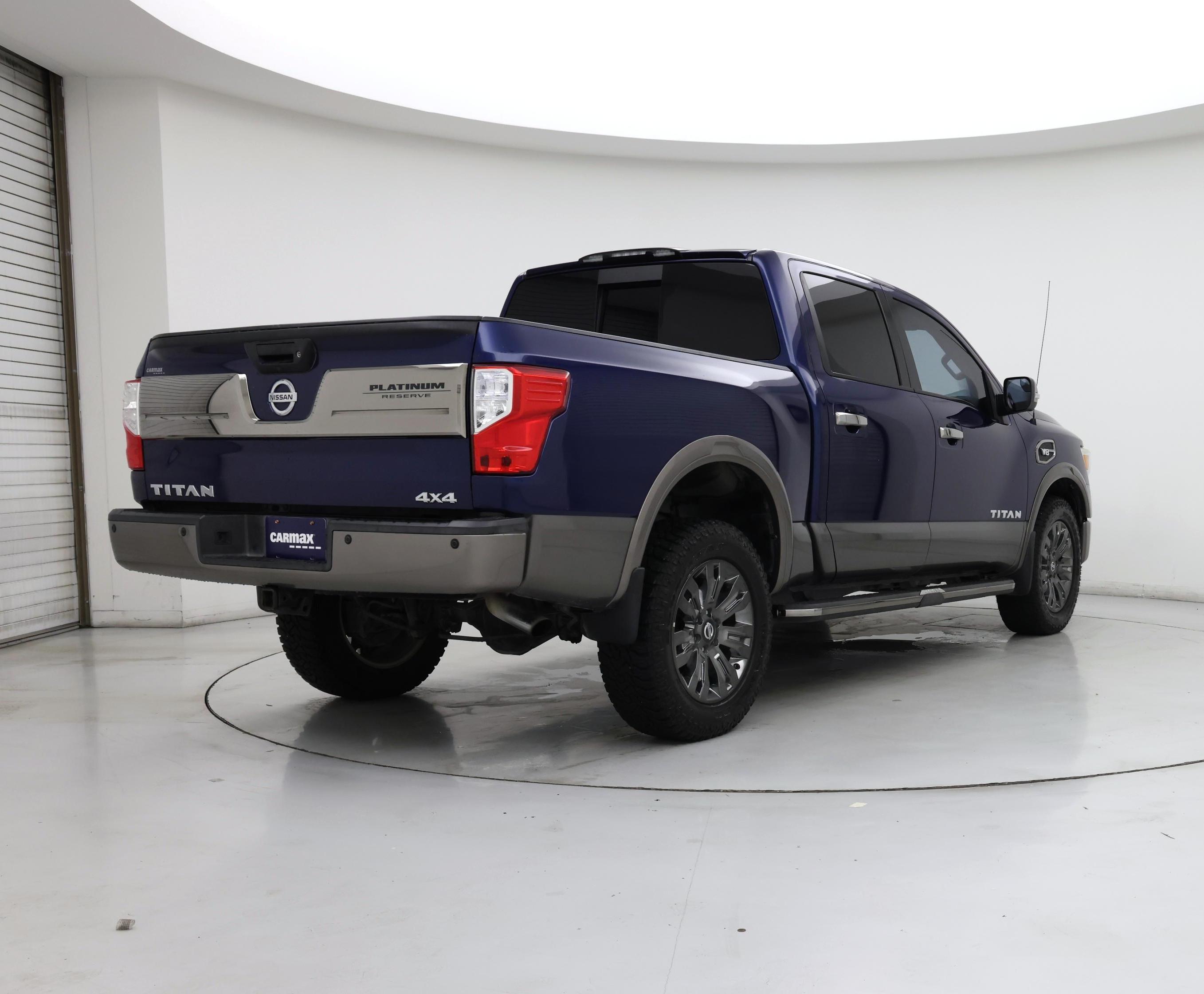 Thumbnail: 2017 Nissan Titan - 8