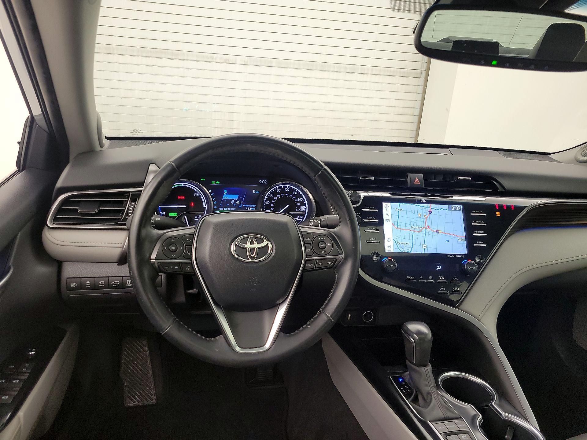 Thumbnail: 2020 Toyota Camry - 10