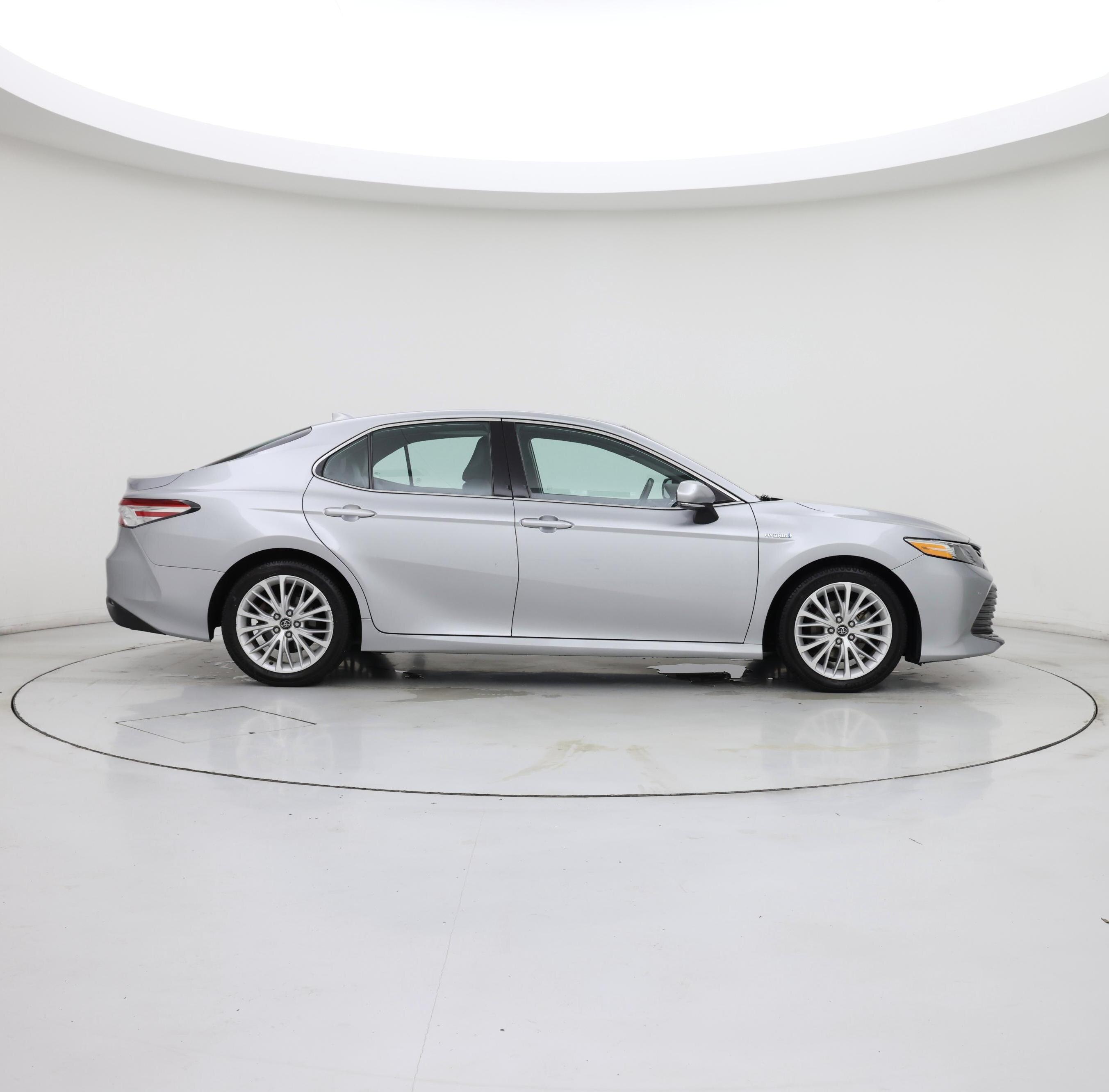 Thumbnail: 2020 Toyota Camry - 7