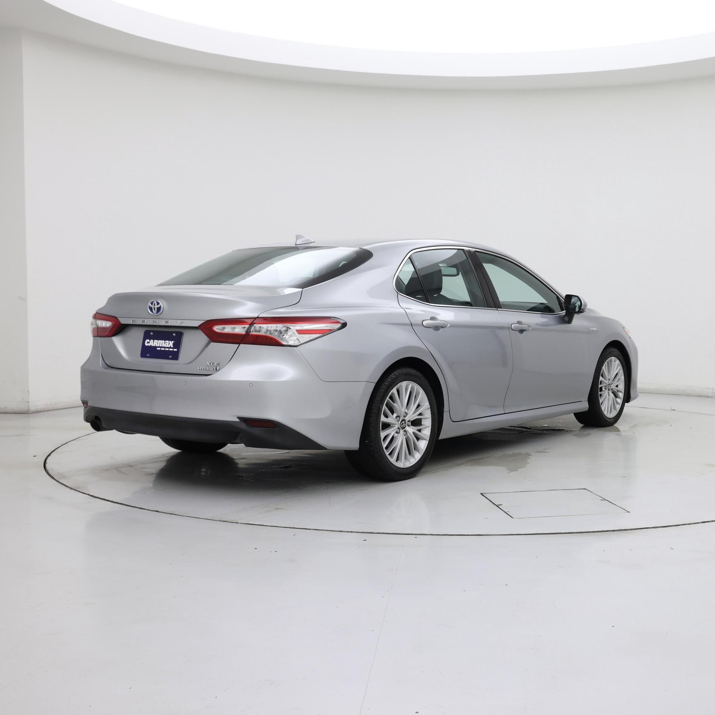 Thumbnail: 2020 Toyota Camry - 8