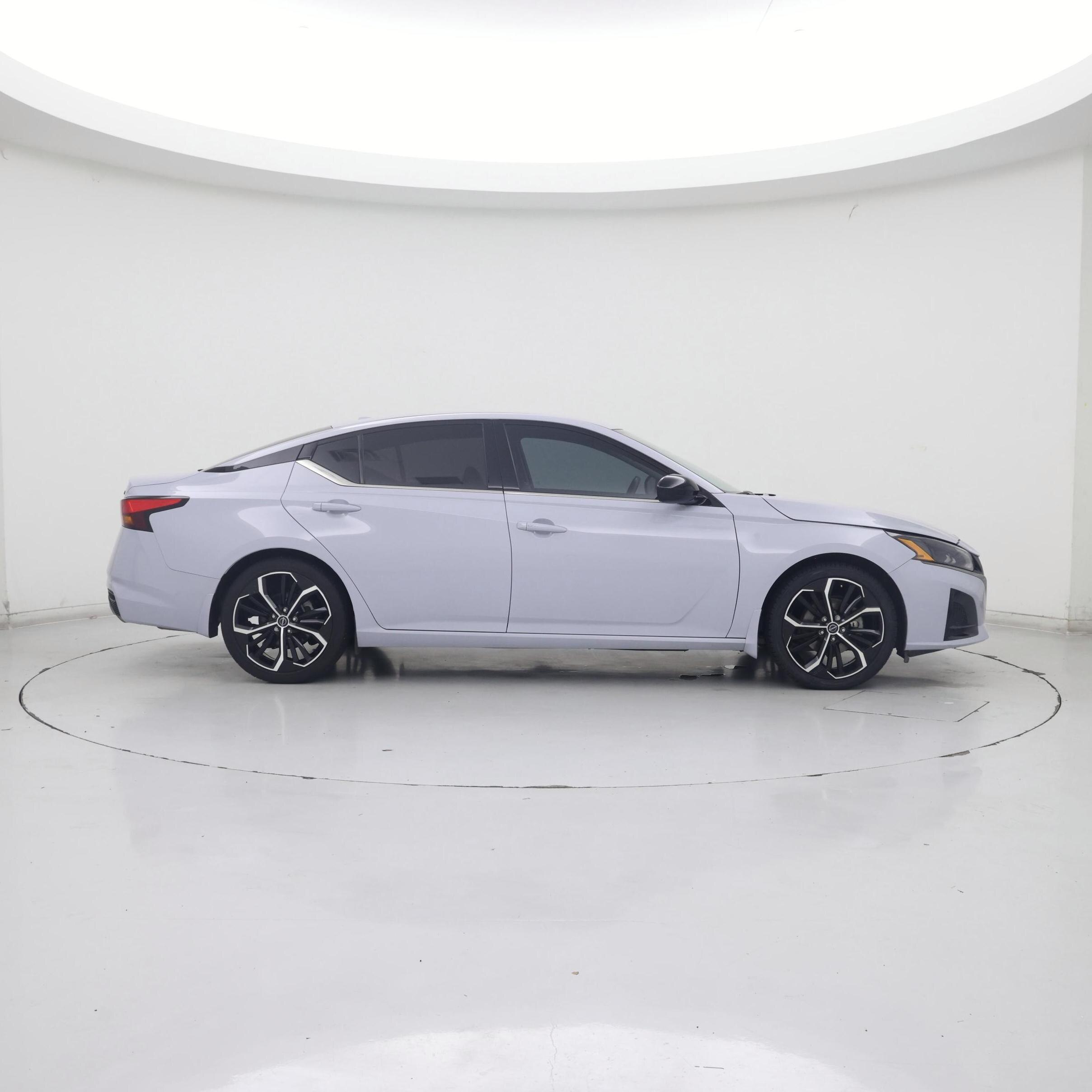 Thumbnail: 2024 Nissan Altima - 7