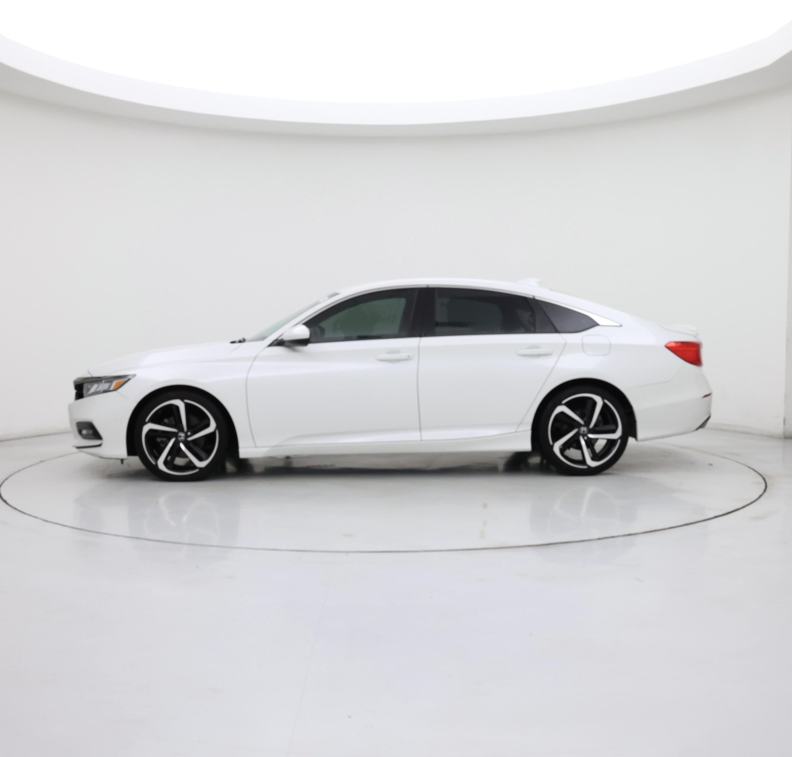 Thumbnail: 2018 Honda Accord - 3