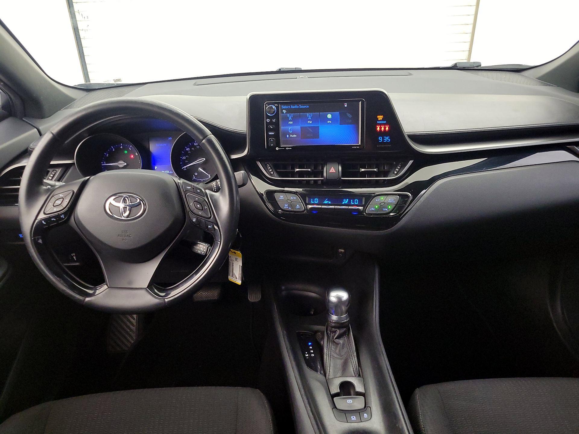 Thumbnail: 2018 Toyota C-HR - 9