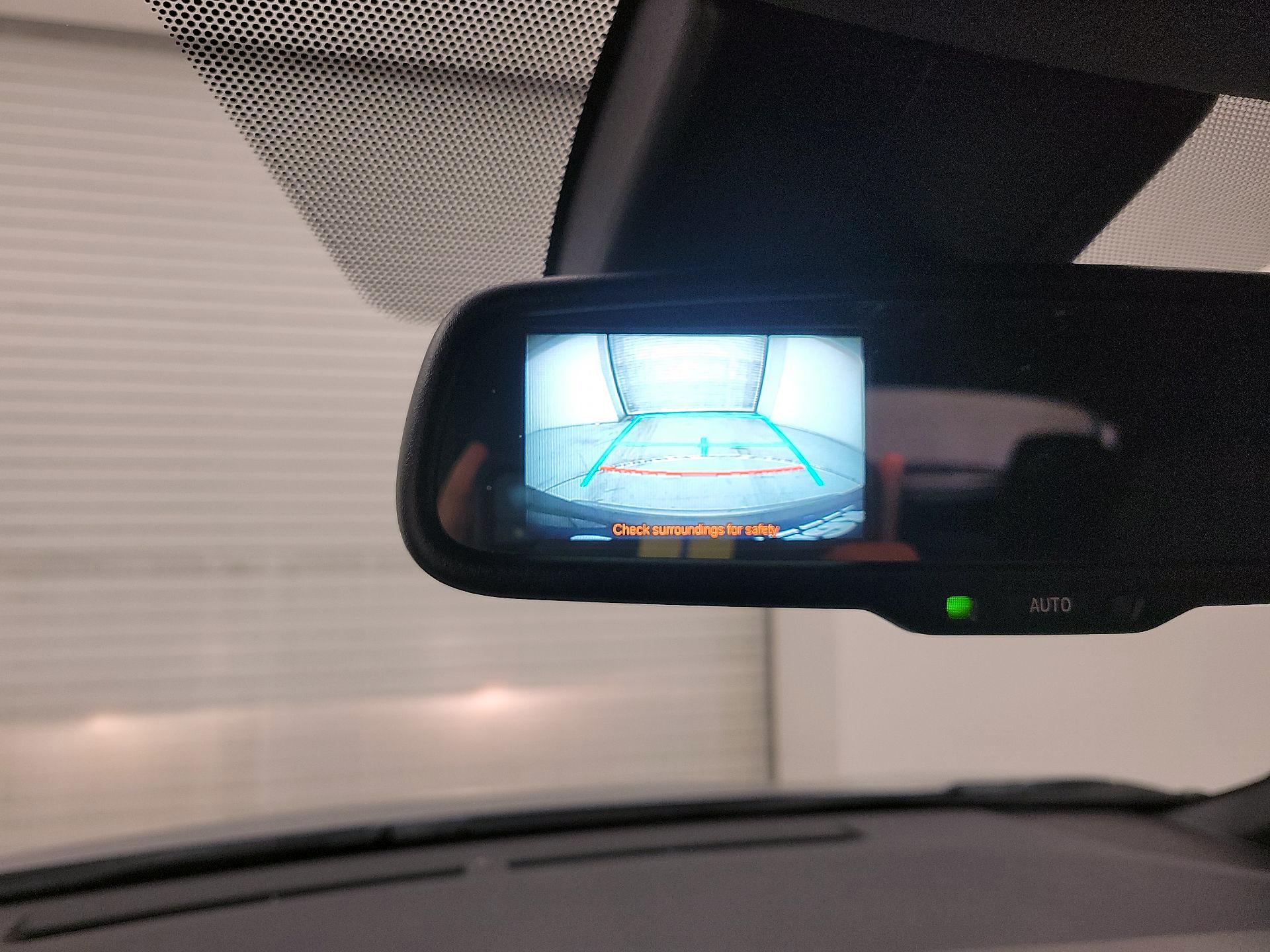 Thumbnail: 2018 Toyota C-HR - 14