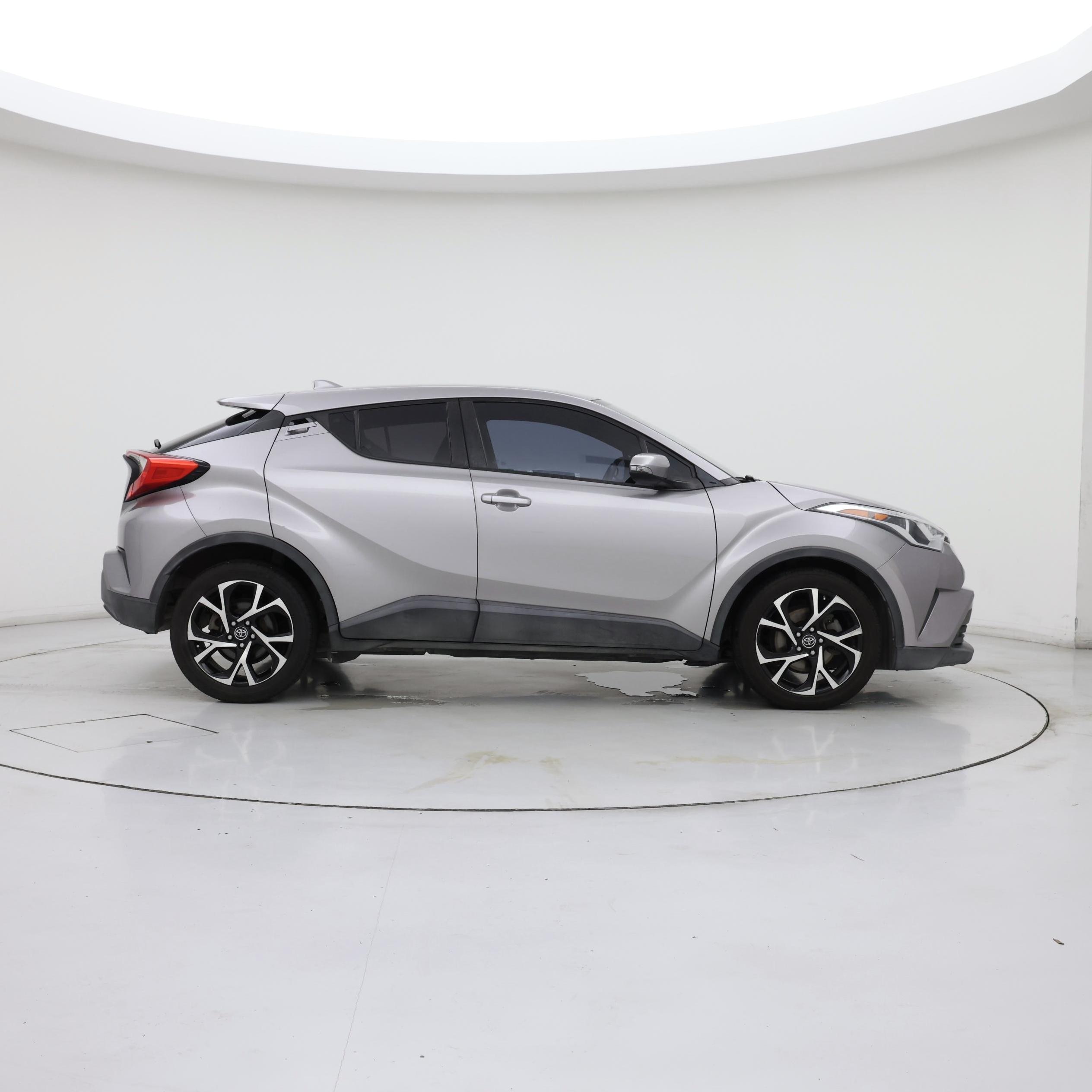 Thumbnail: 2018 Toyota C-HR - 7