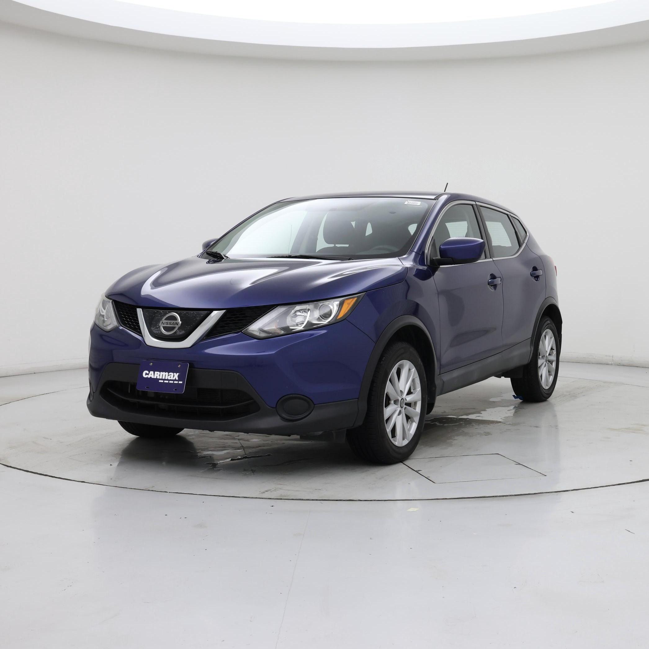 Thumbnail: 2019 Nissan Rogue Sport - 4