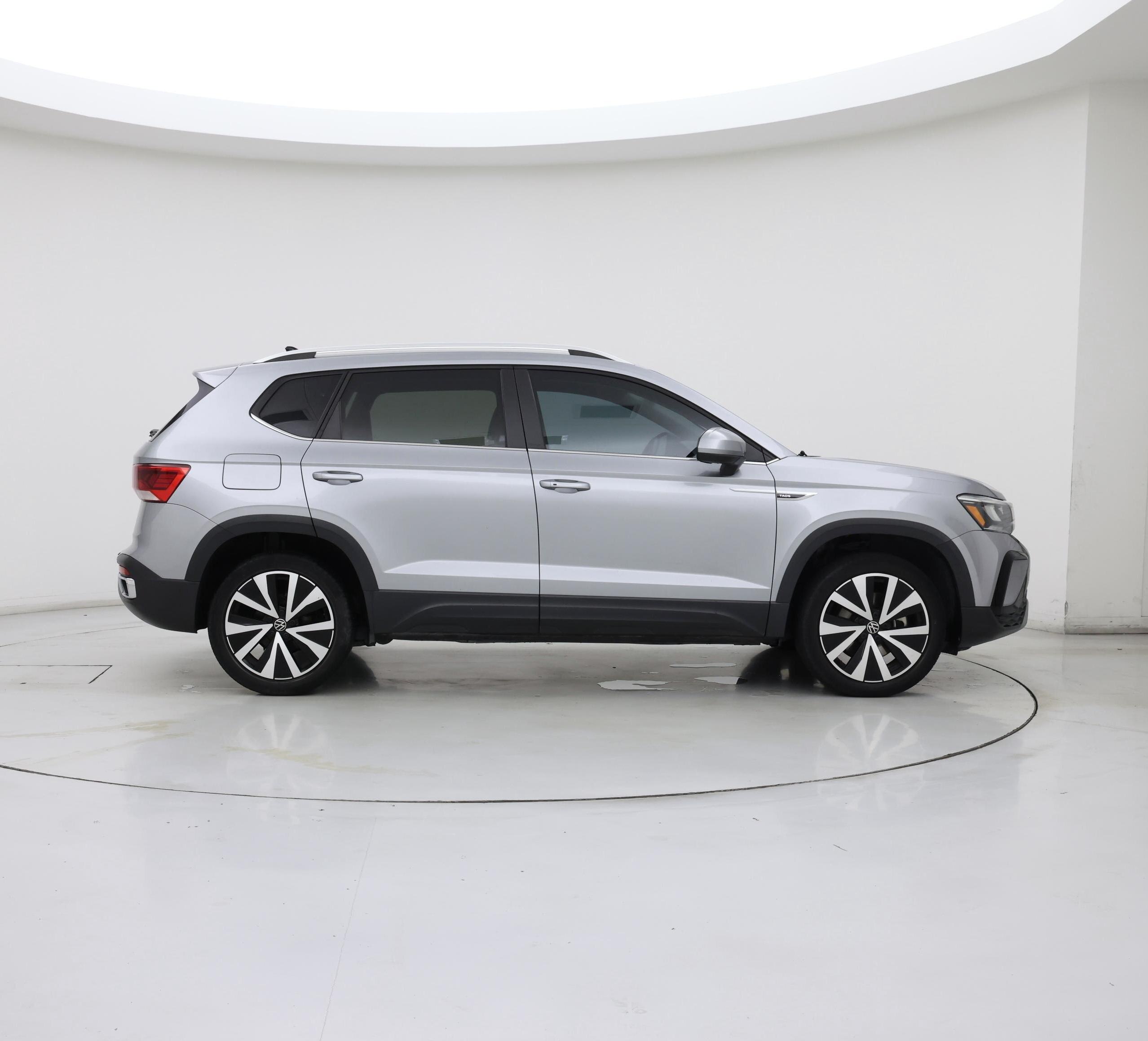 Thumbnail: 2022 Volkswagen Taos - 7