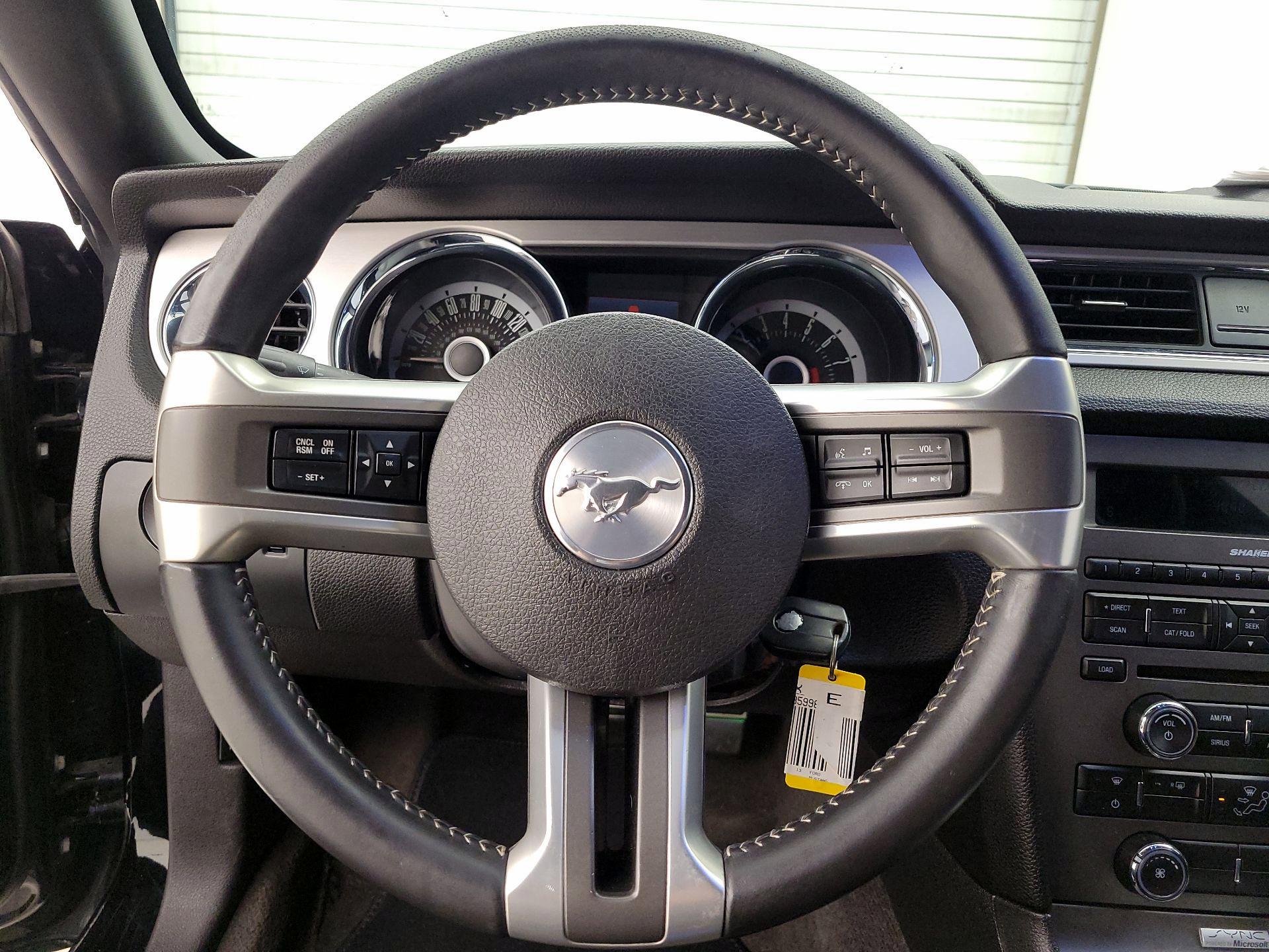 Thumbnail: 2013 Ford Mustang - 10