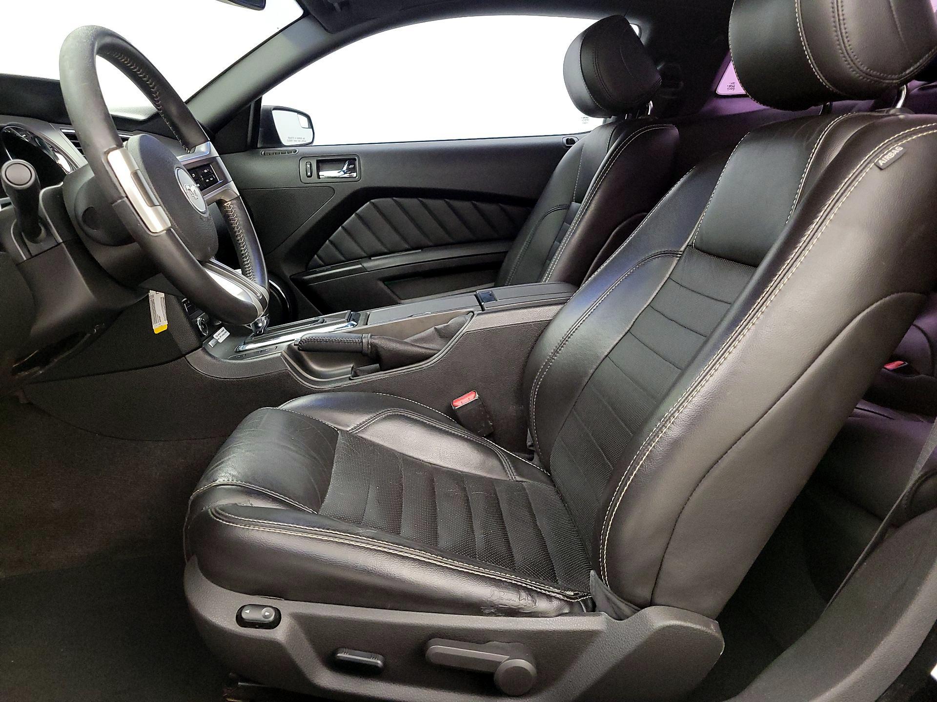 Thumbnail: 2013 Ford Mustang - 11