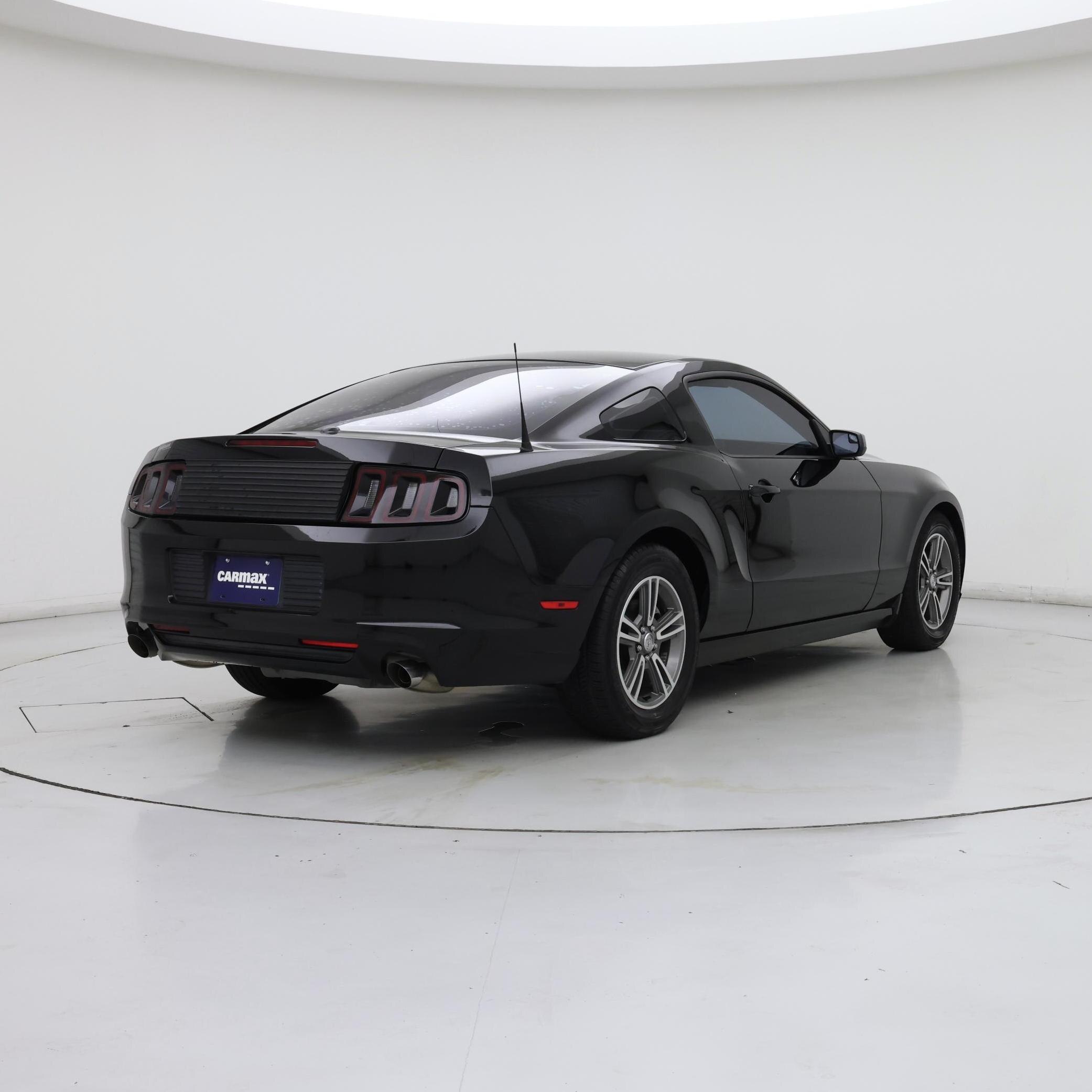 Thumbnail: 2013 Ford Mustang - 8