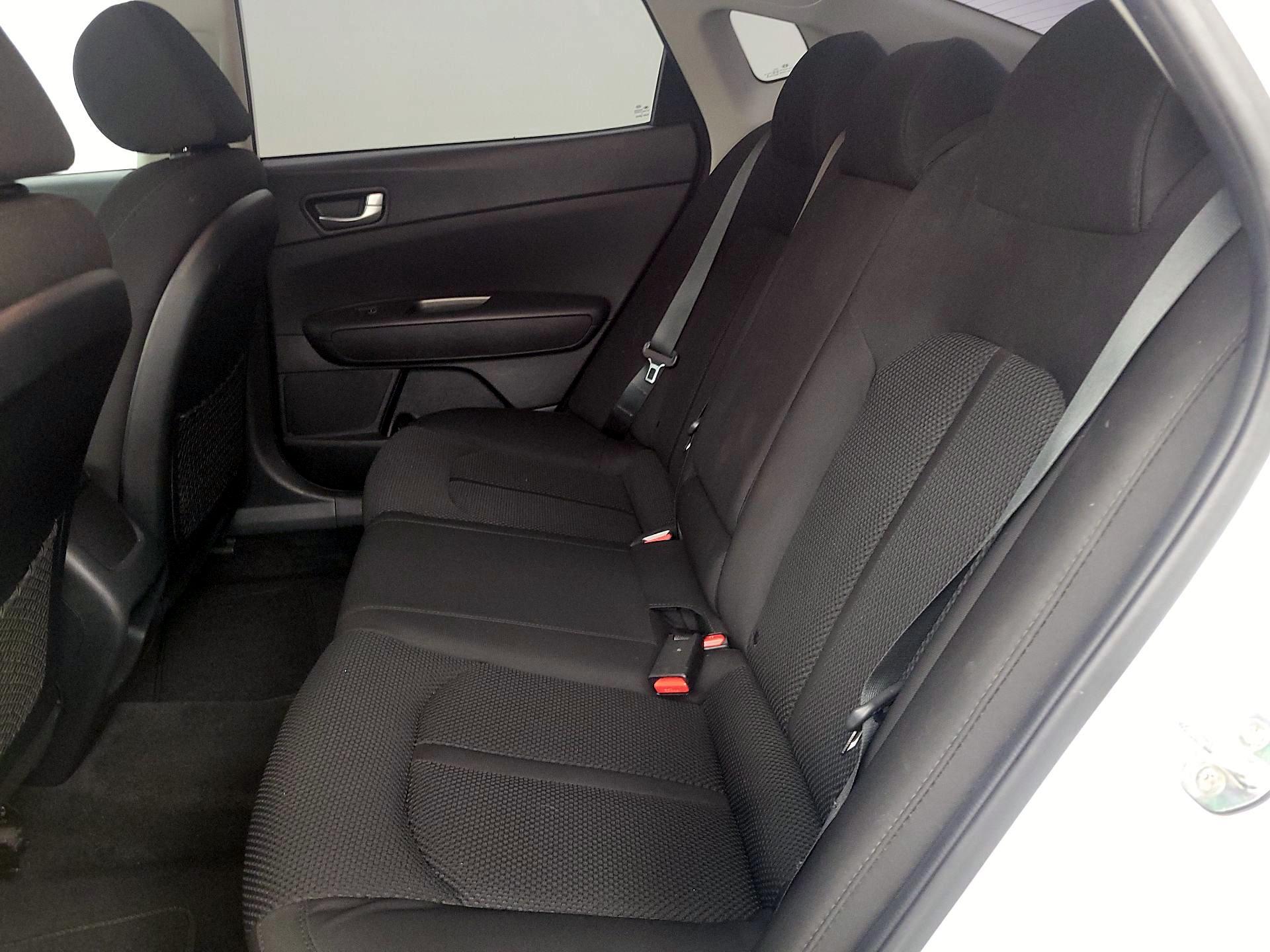 Thumbnail: 2019 Kia Optima - 19