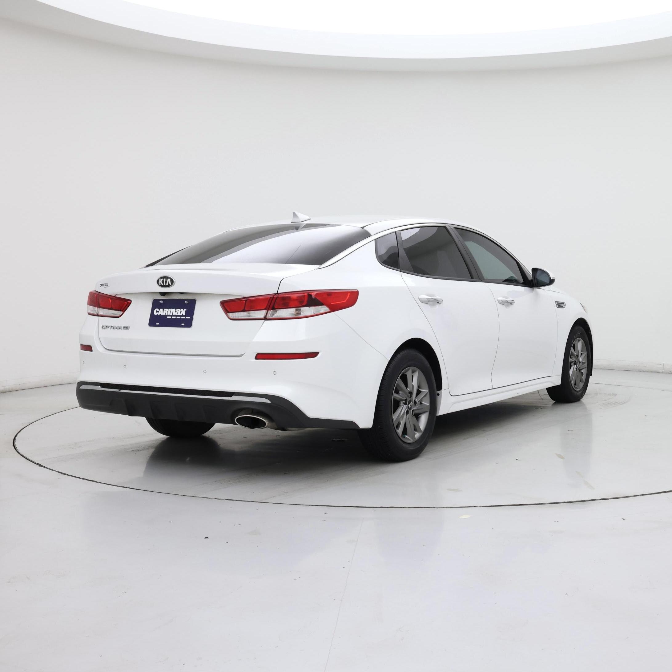 Thumbnail: 2019 Kia Optima - 8