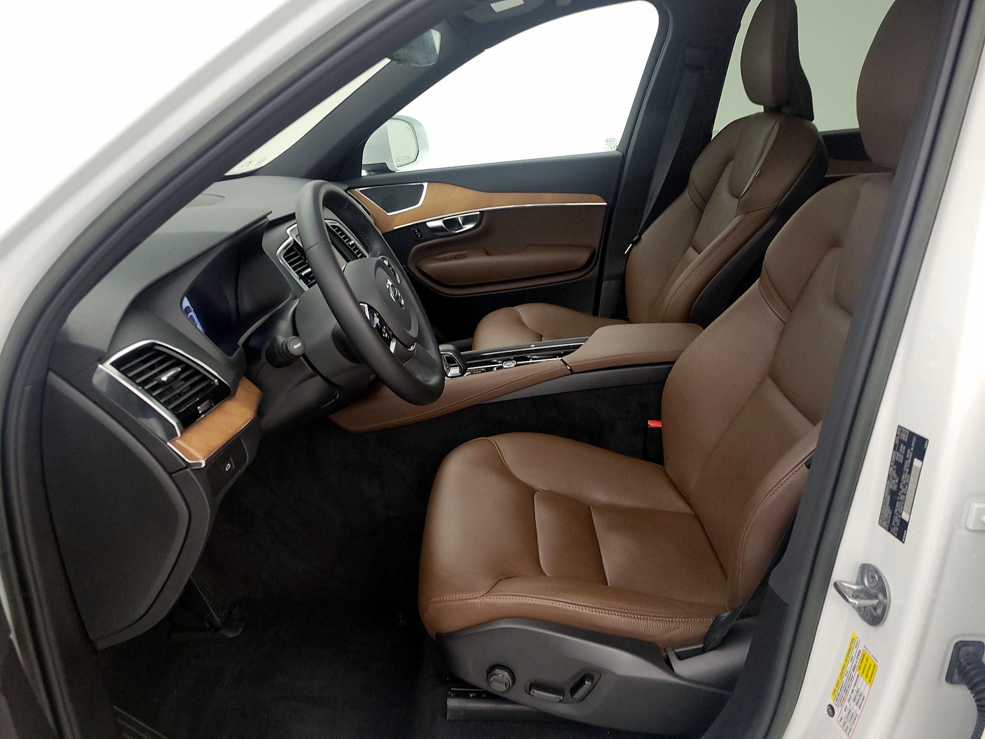 Thumbnail: 2023 Volvo XC90 - 11