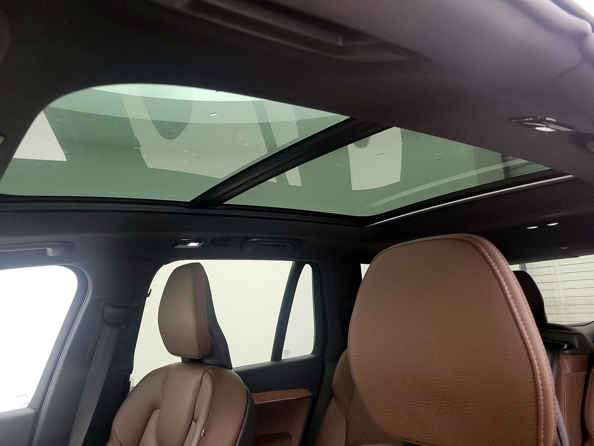 Thumbnail: 2023 Volvo XC90 - 20