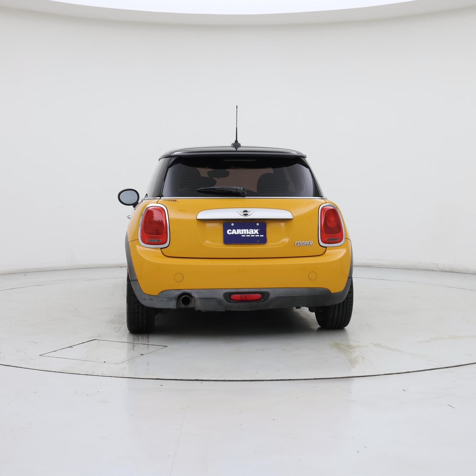 Thumbnail: 2015 MINI Cooper Hardtop - 6