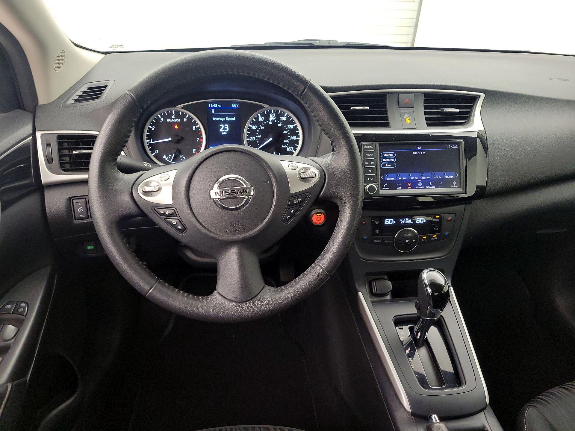 Thumbnail: 2019 Nissan Sentra - 10