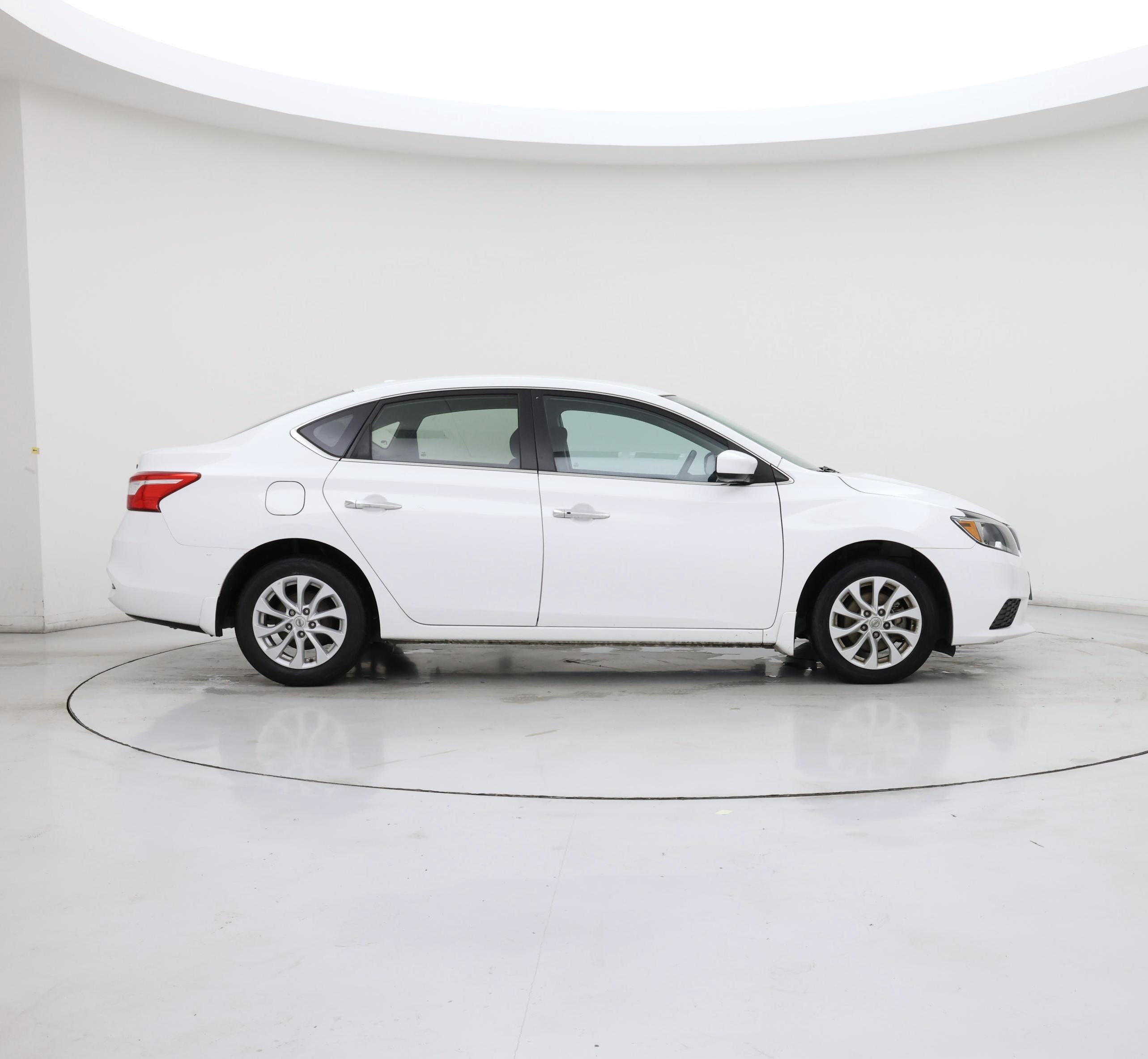 Thumbnail: 2019 Nissan Sentra - 7