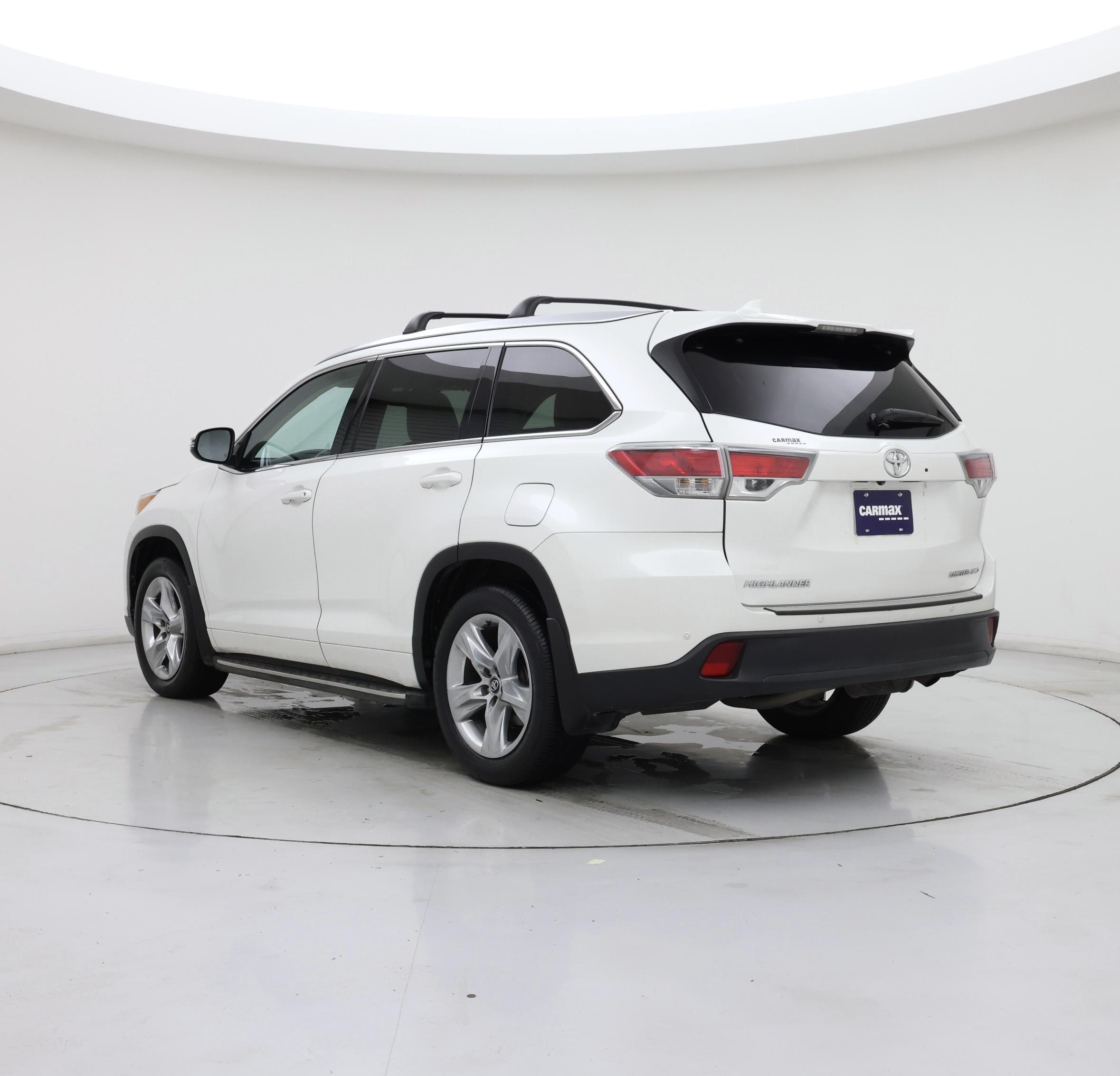 Thumbnail: 2016 Toyota Highlander - 2