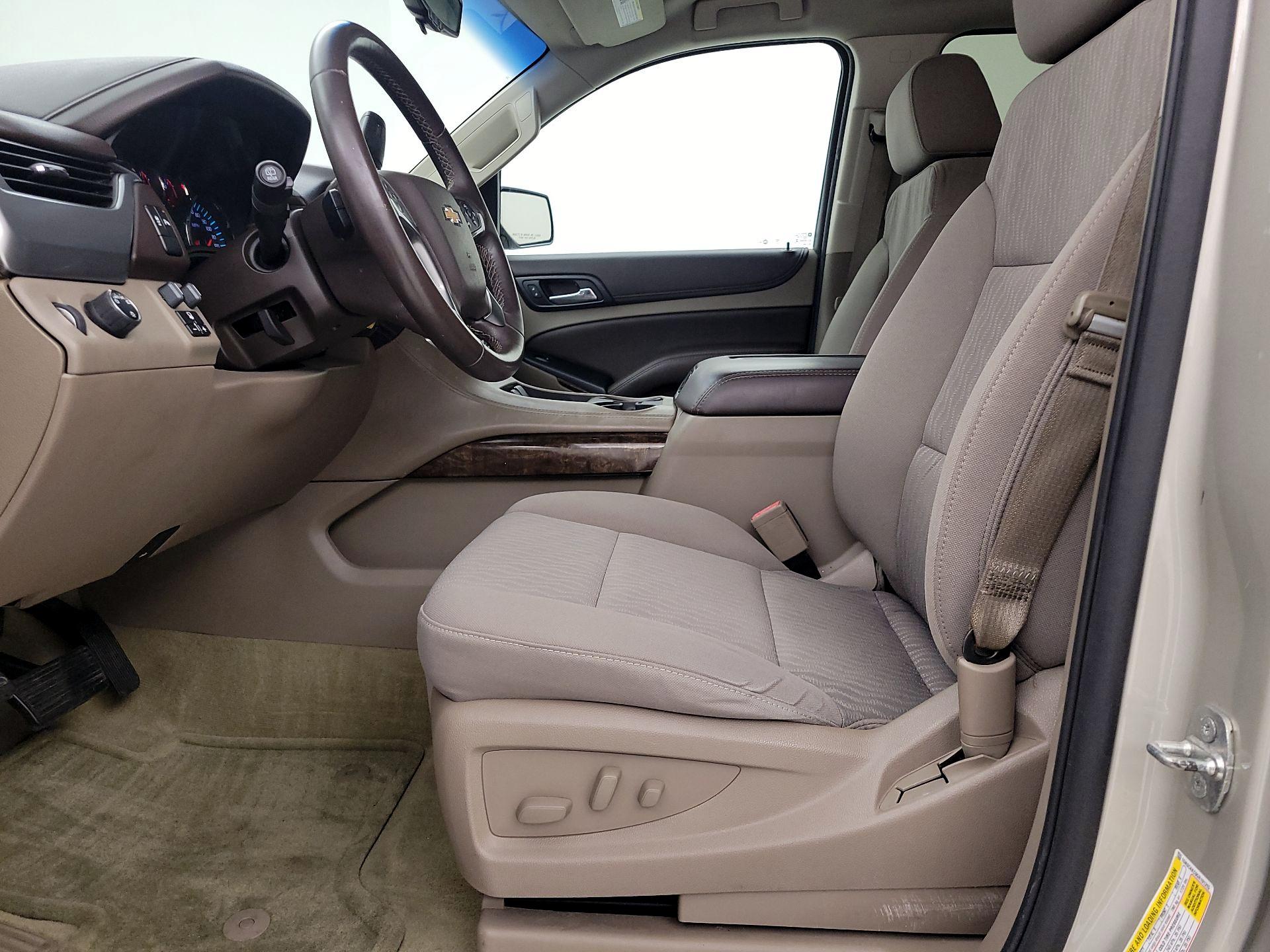 Thumbnail: 2016 Chevrolet Tahoe - 11