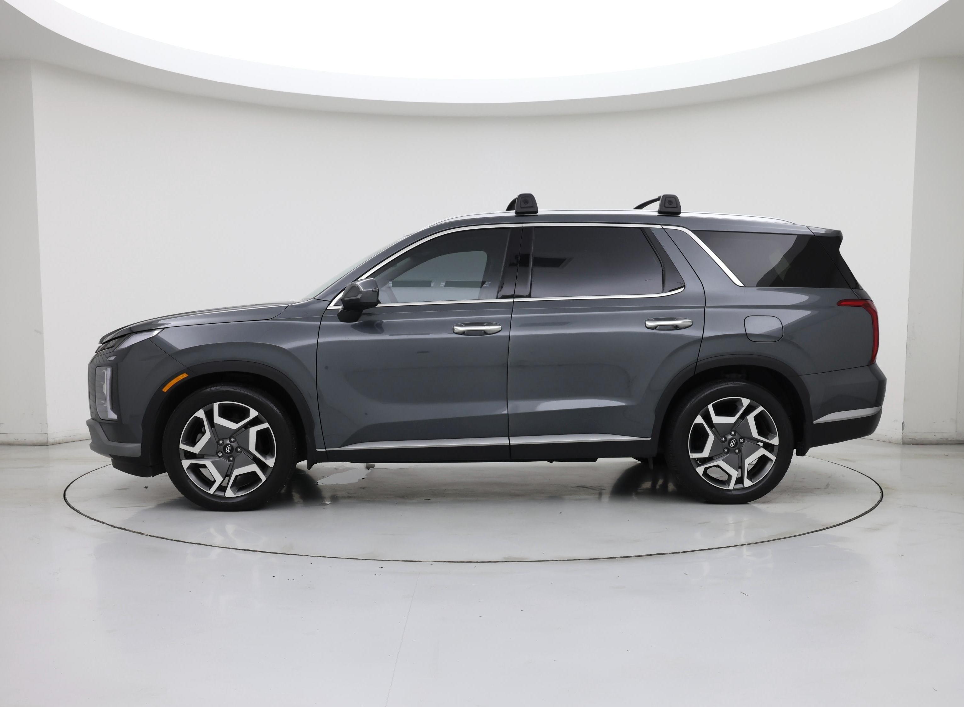 Thumbnail: 2023 Hyundai Palisade - 3