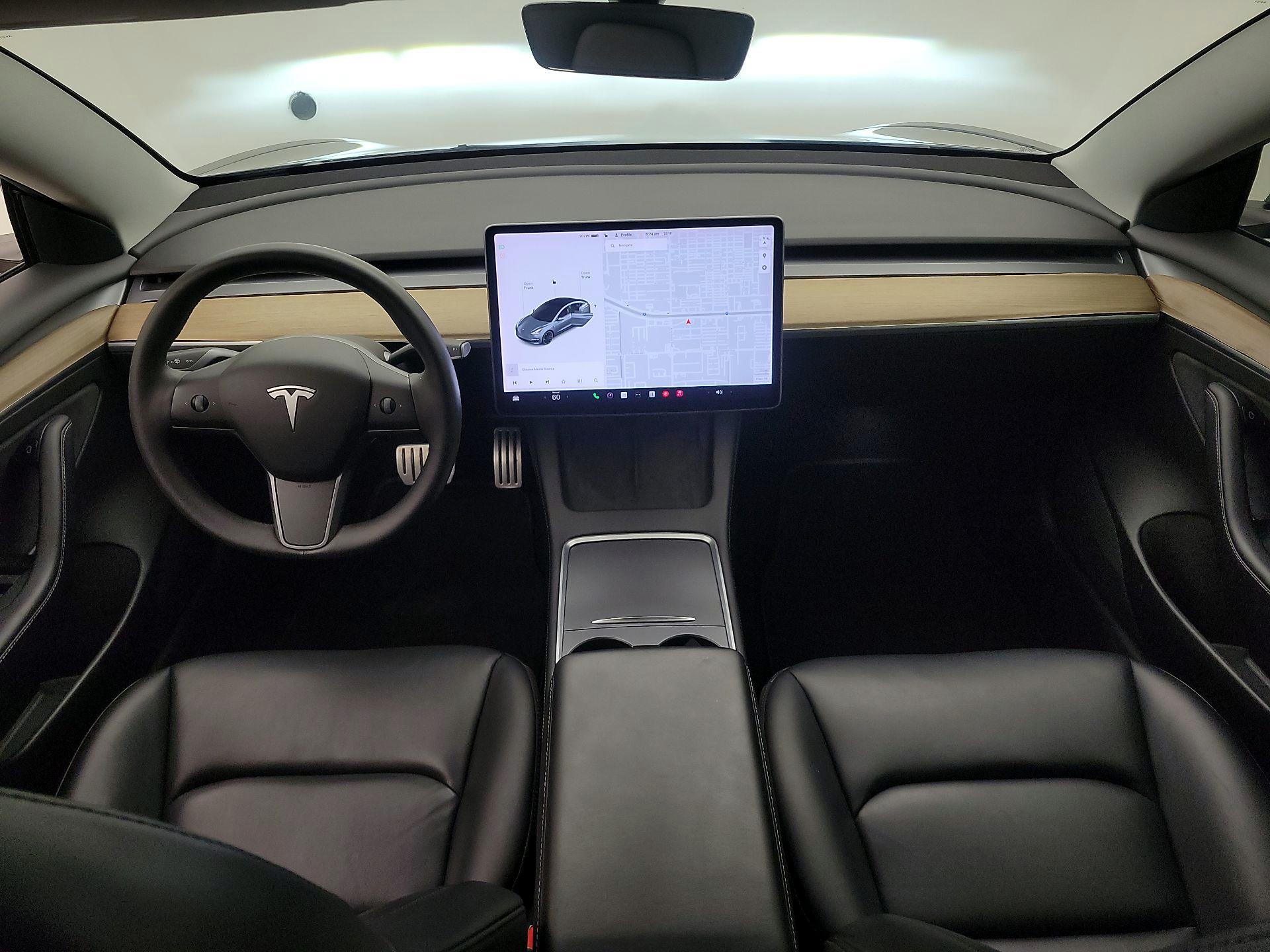 Thumbnail: 2022 Tesla Model 3 - 9