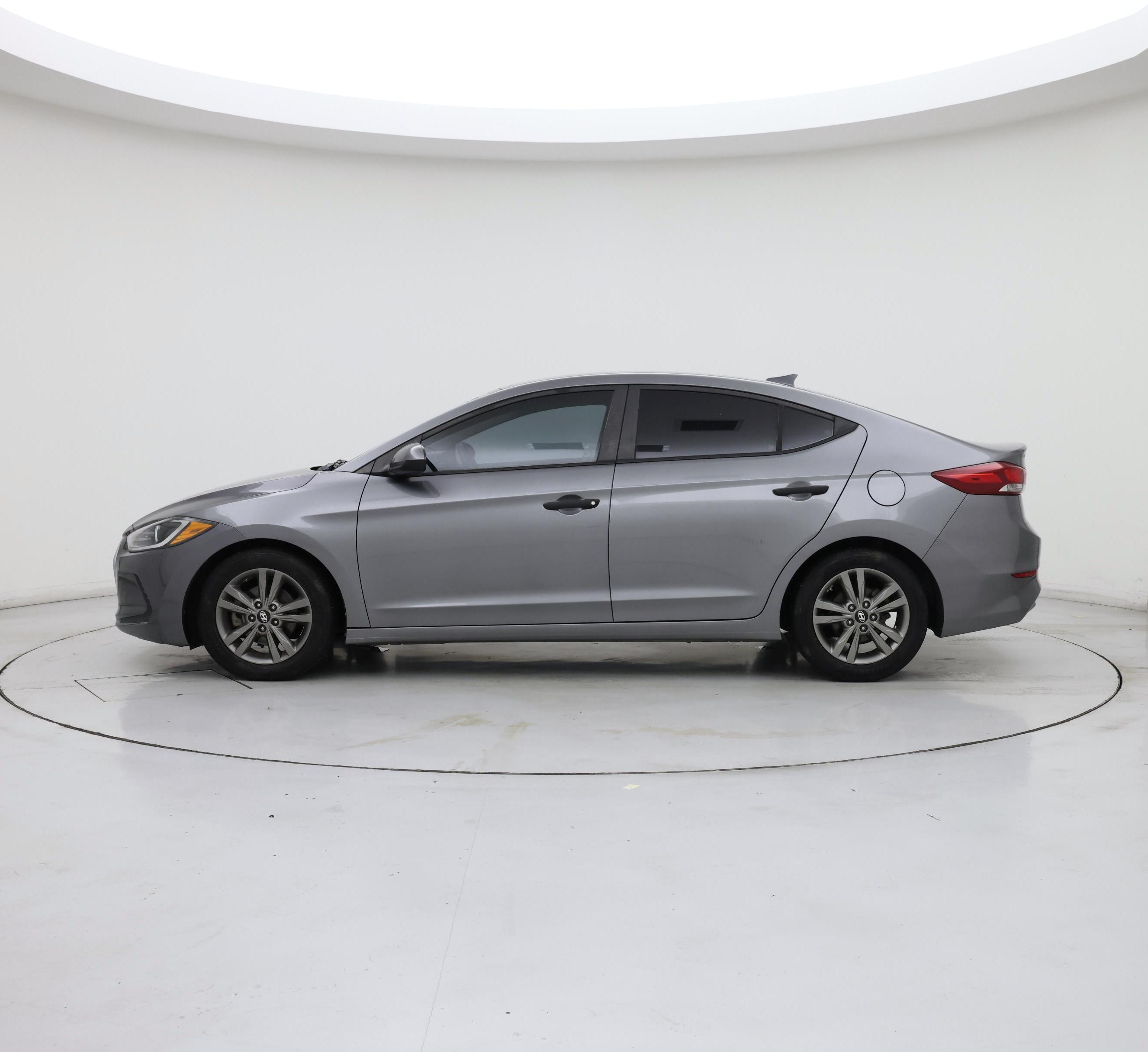 Thumbnail: 2018 Hyundai Elantra - 3