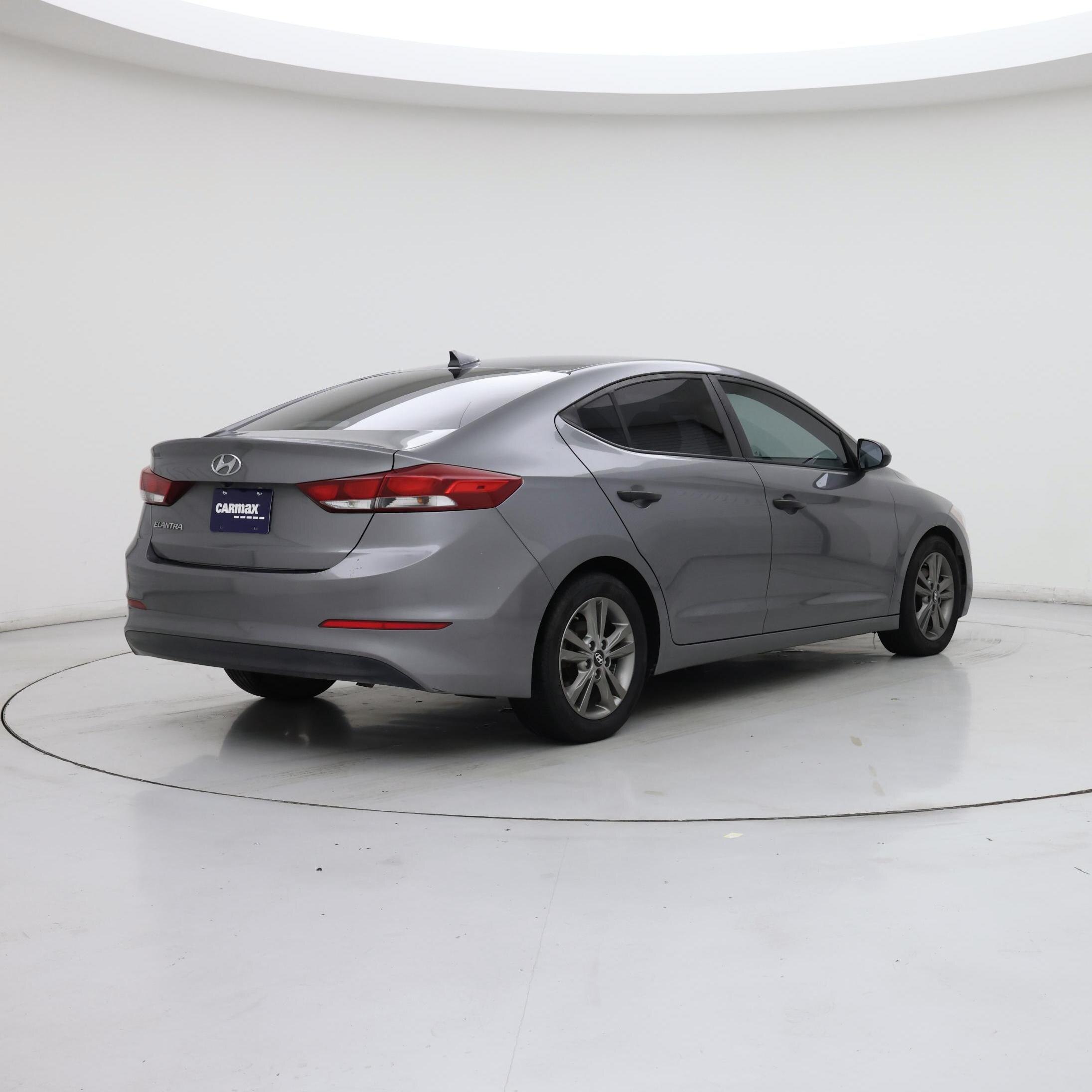 Thumbnail: 2018 Hyundai Elantra - 8