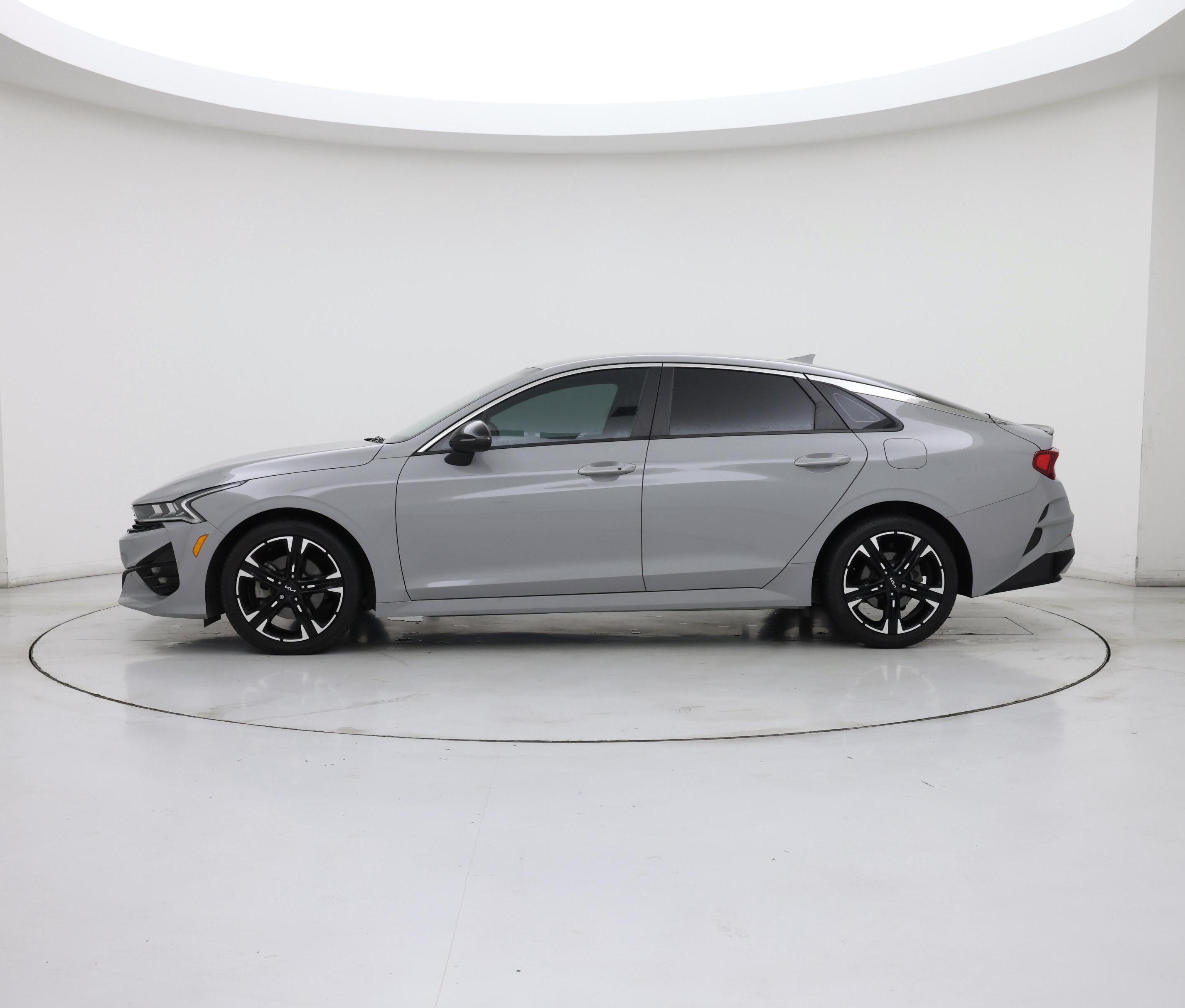 Thumbnail: 2023 Kia K5 - 3