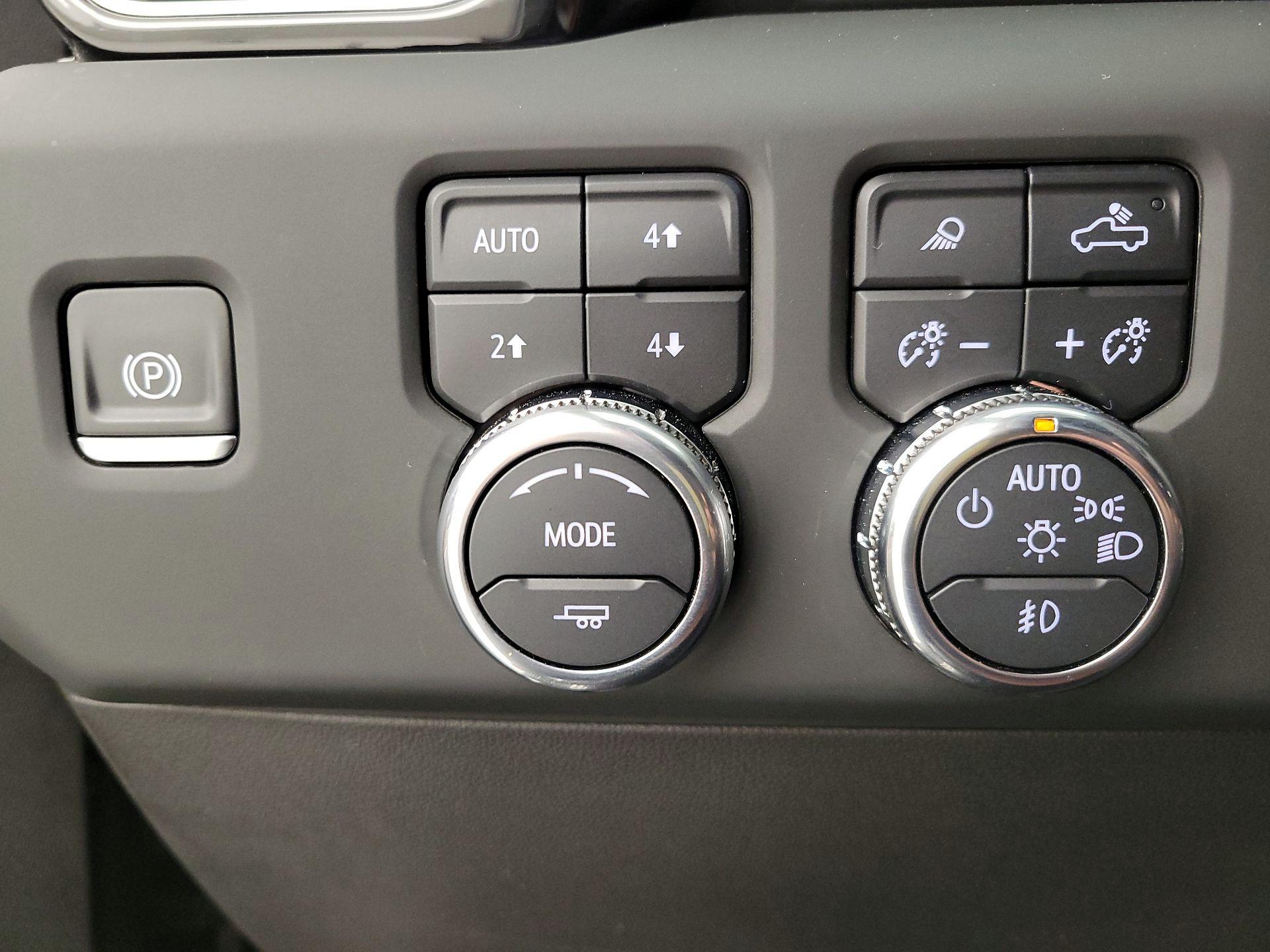 Thumbnail: 2024 GMC Sierra 1500 - 13