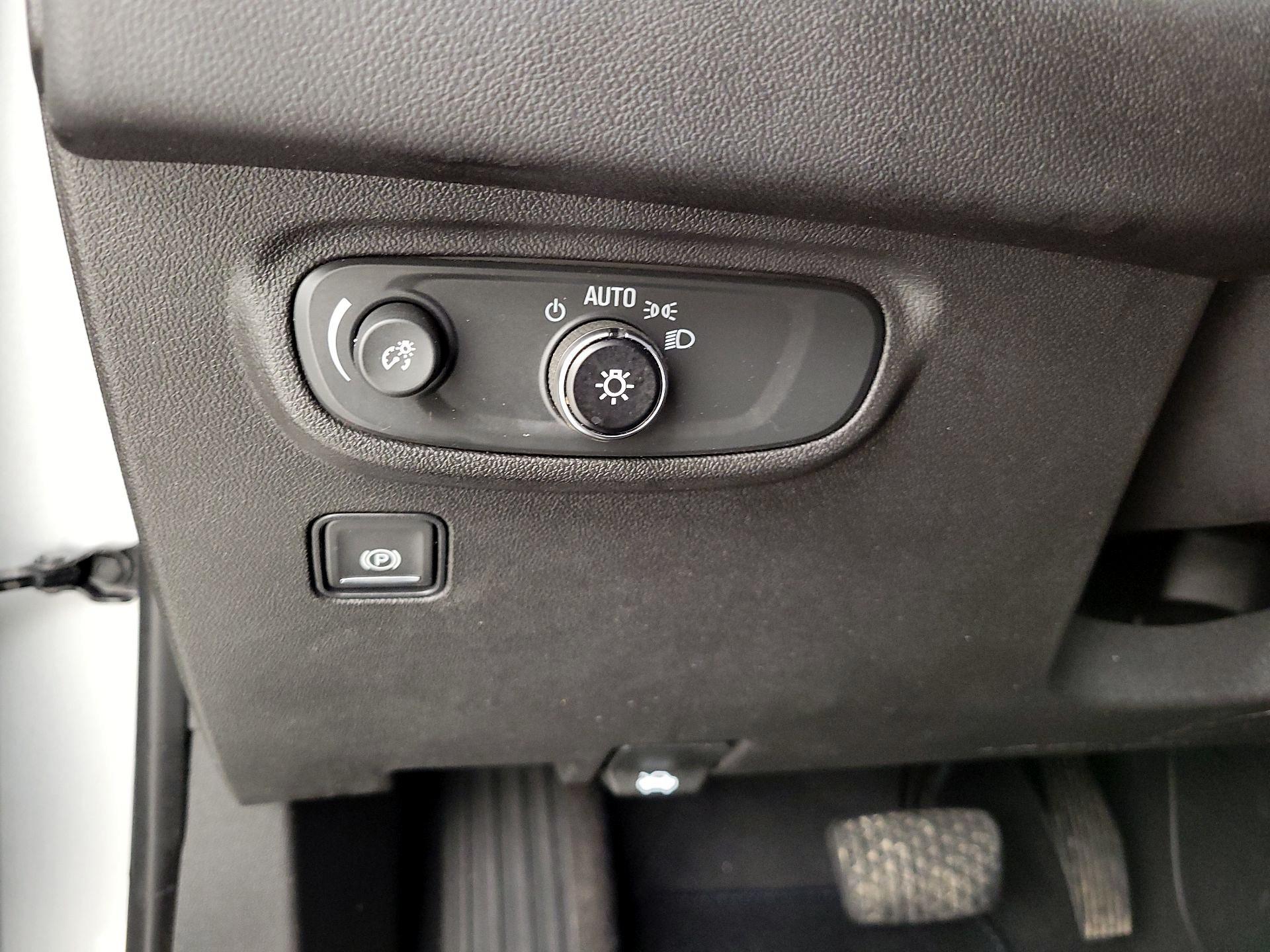 Thumbnail: 2021 GMC Terrain - 13
