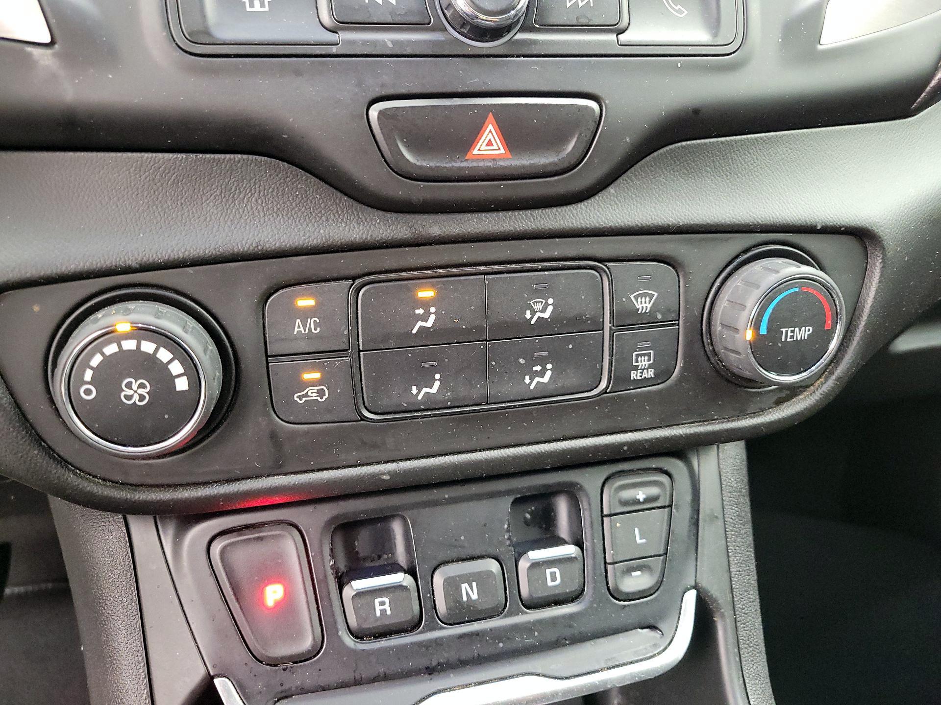 Thumbnail: 2021 GMC Terrain - 16