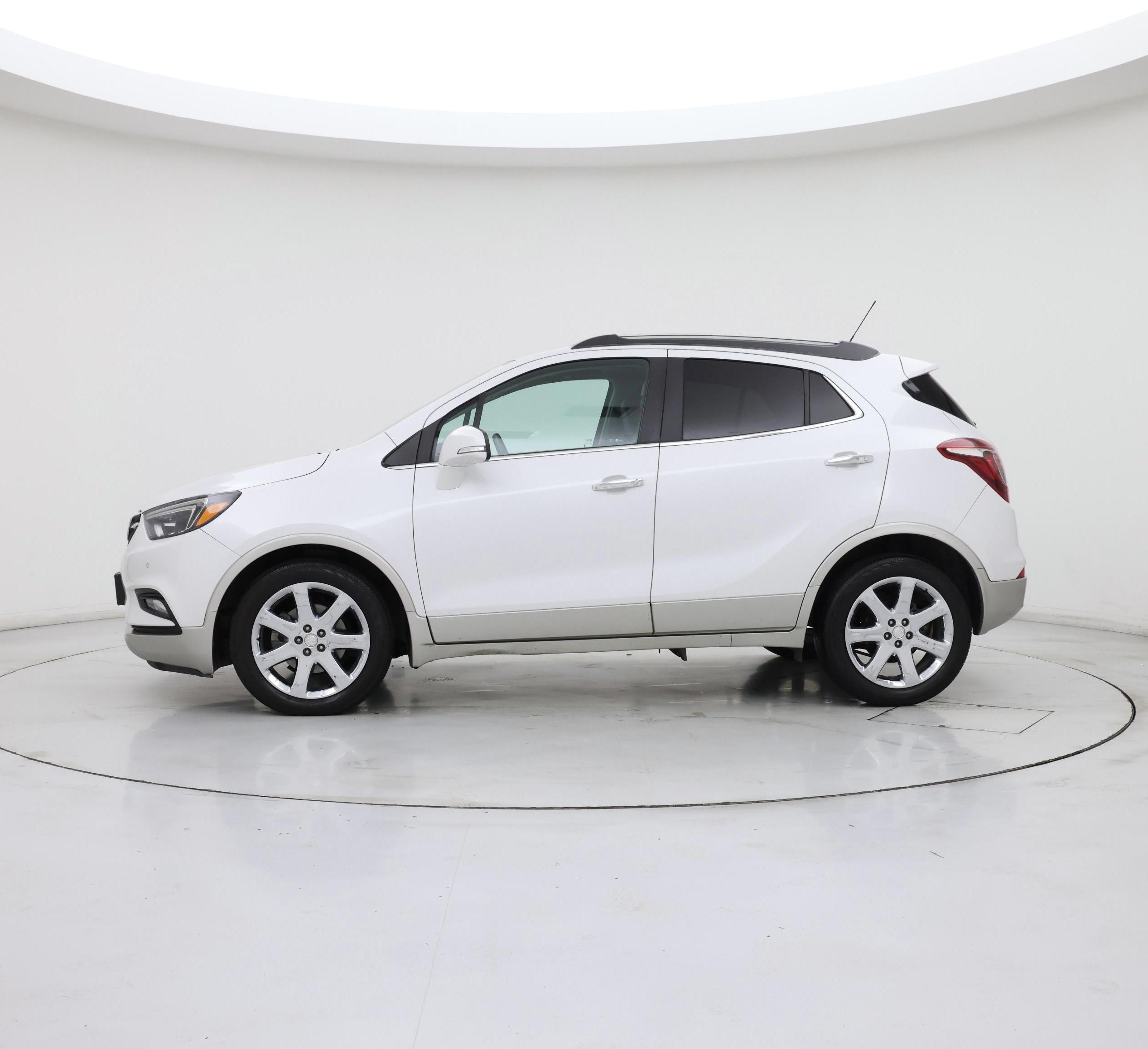 Thumbnail: 2017 Buick Encore - 3