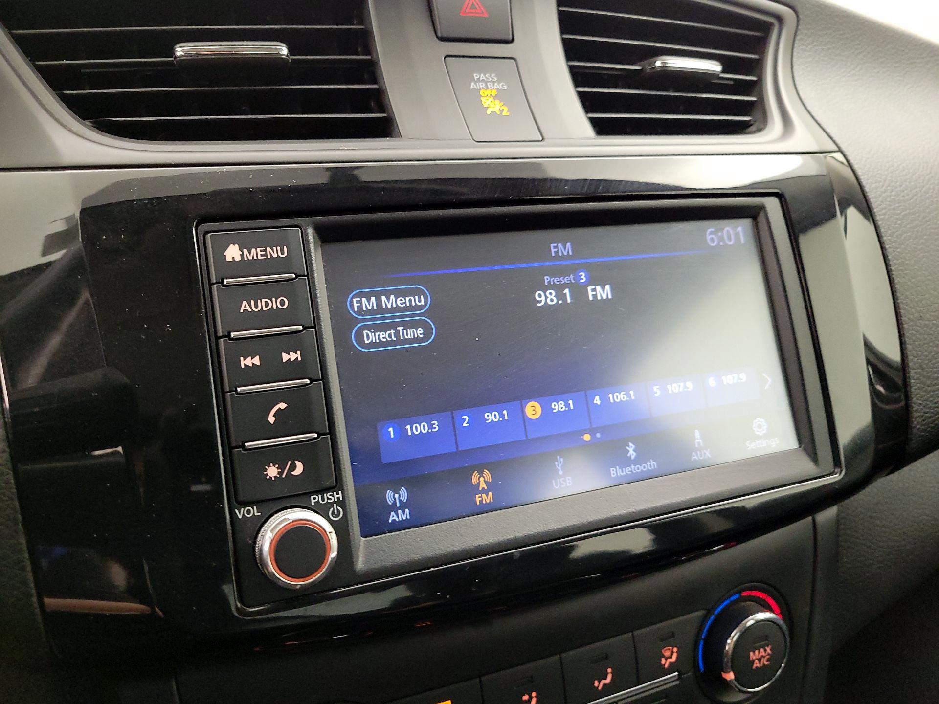 Thumbnail: 2019 Nissan Sentra - 15