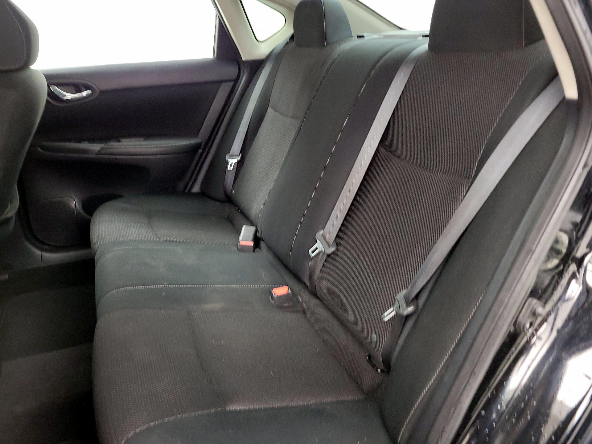 Thumbnail: 2019 Nissan Sentra - 19