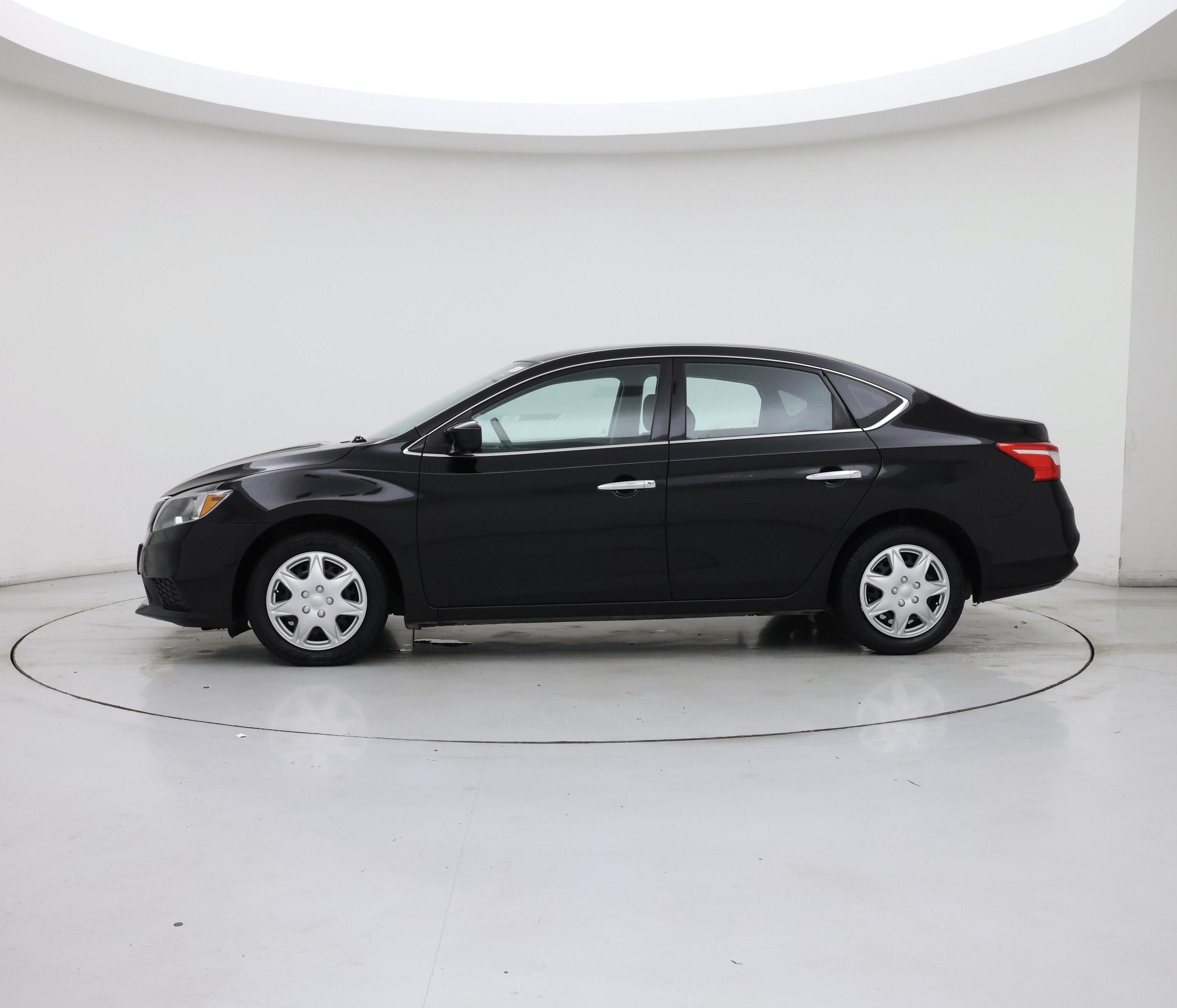Thumbnail: 2019 Nissan Sentra - 3