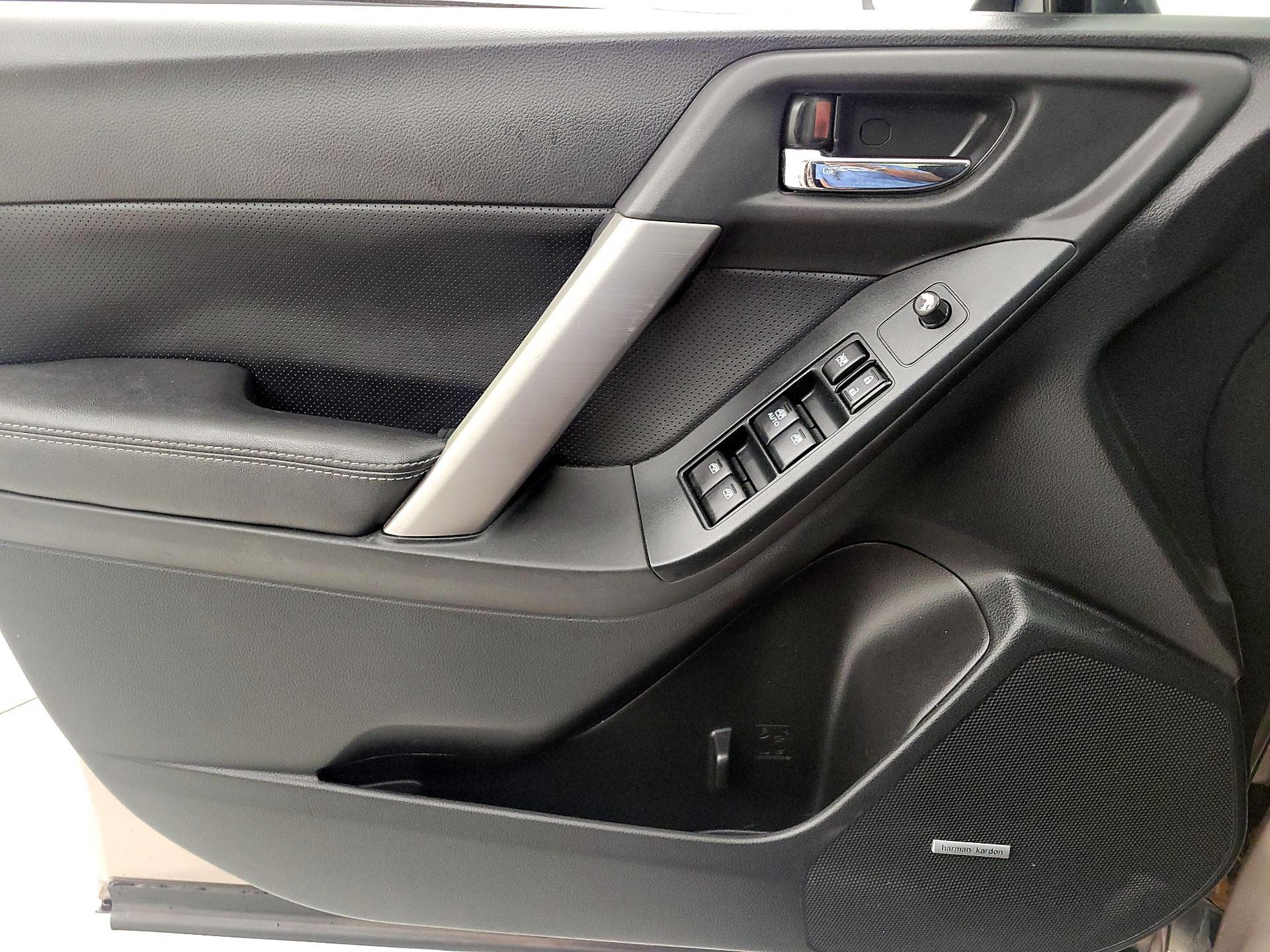 Thumbnail: 2015 Subaru Forester - 12