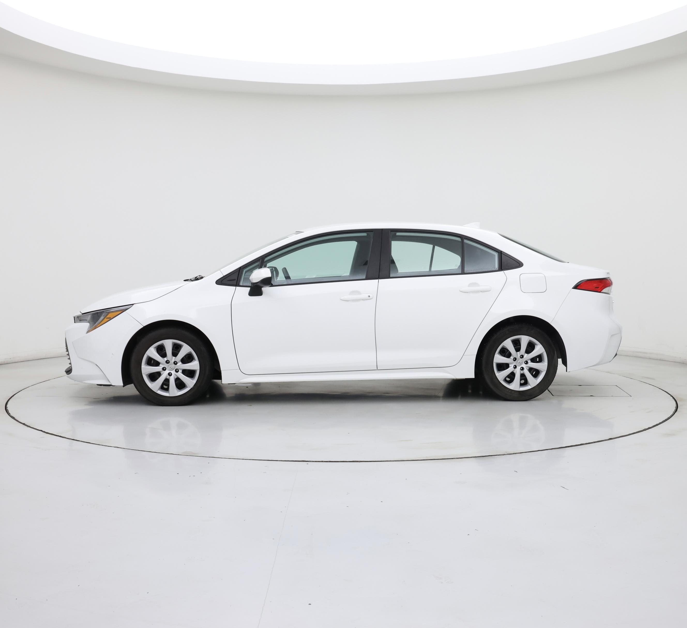 Thumbnail: 2023 Toyota Corolla - 3