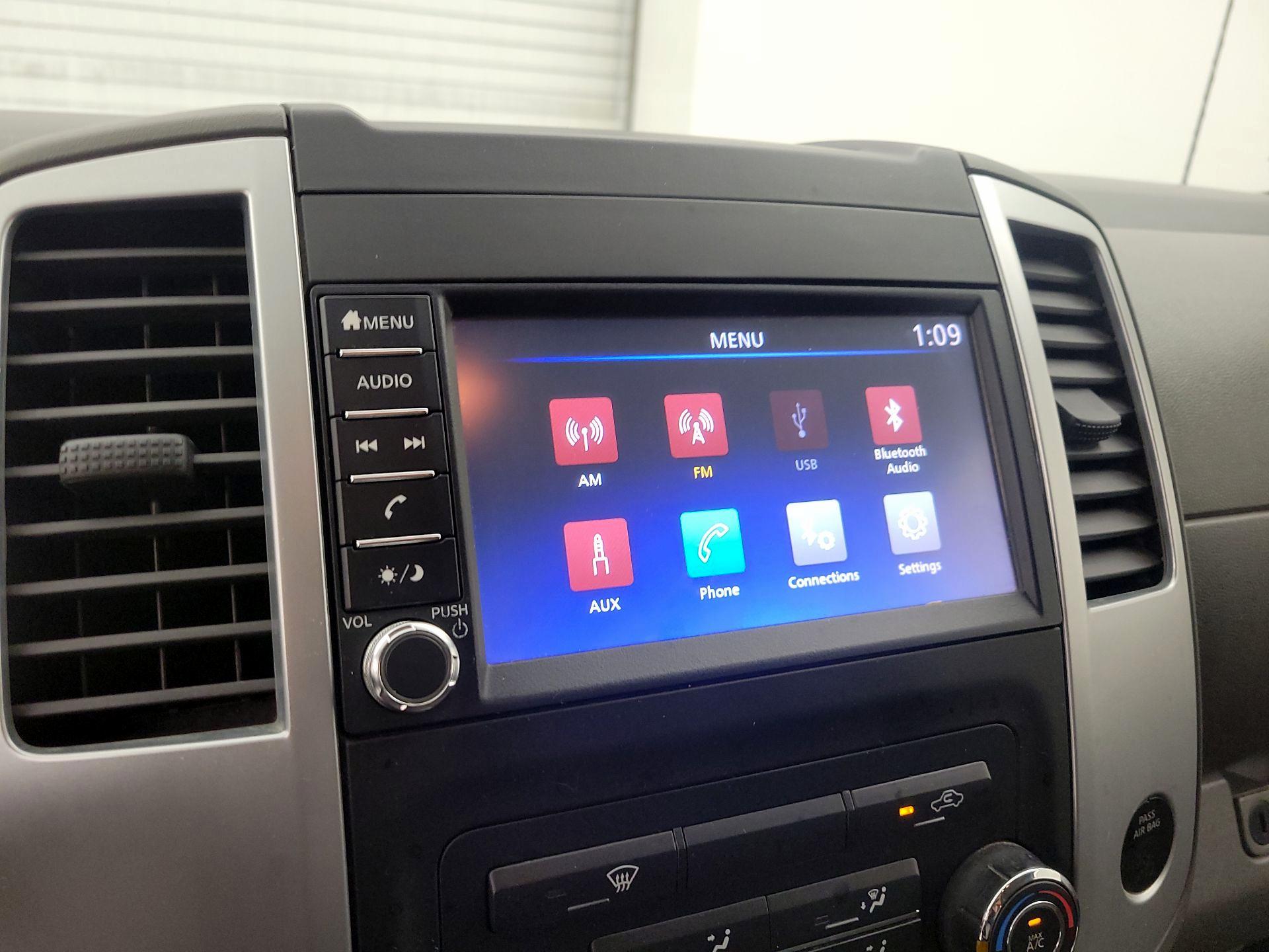 Thumbnail: 2019 Nissan Frontier - 15