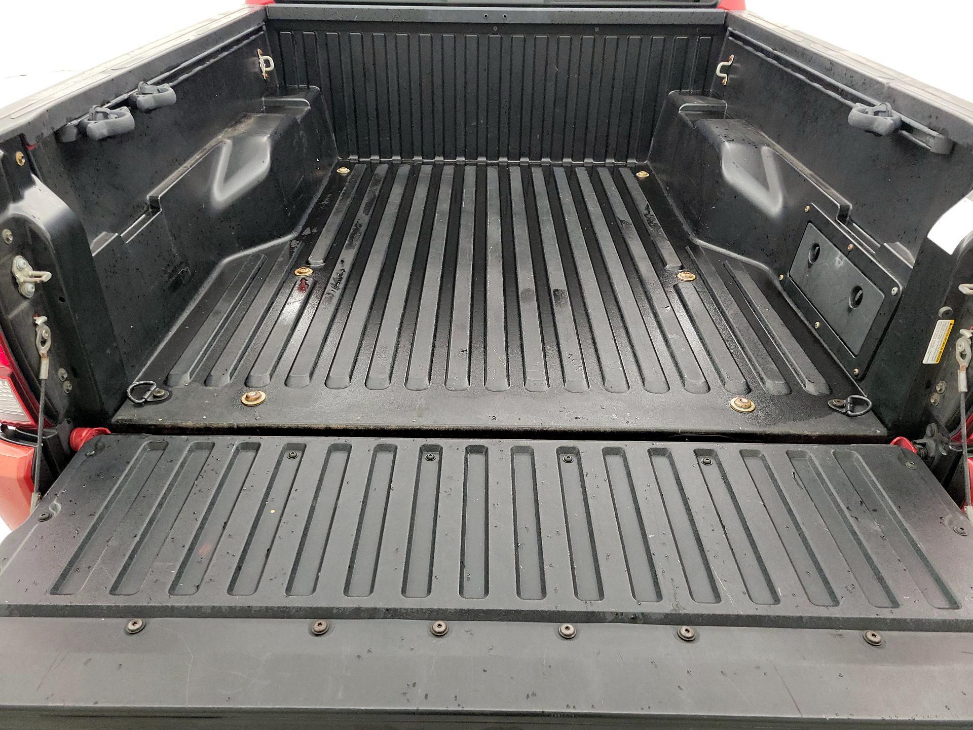 Thumbnail: 2019 Toyota Tacoma - 20