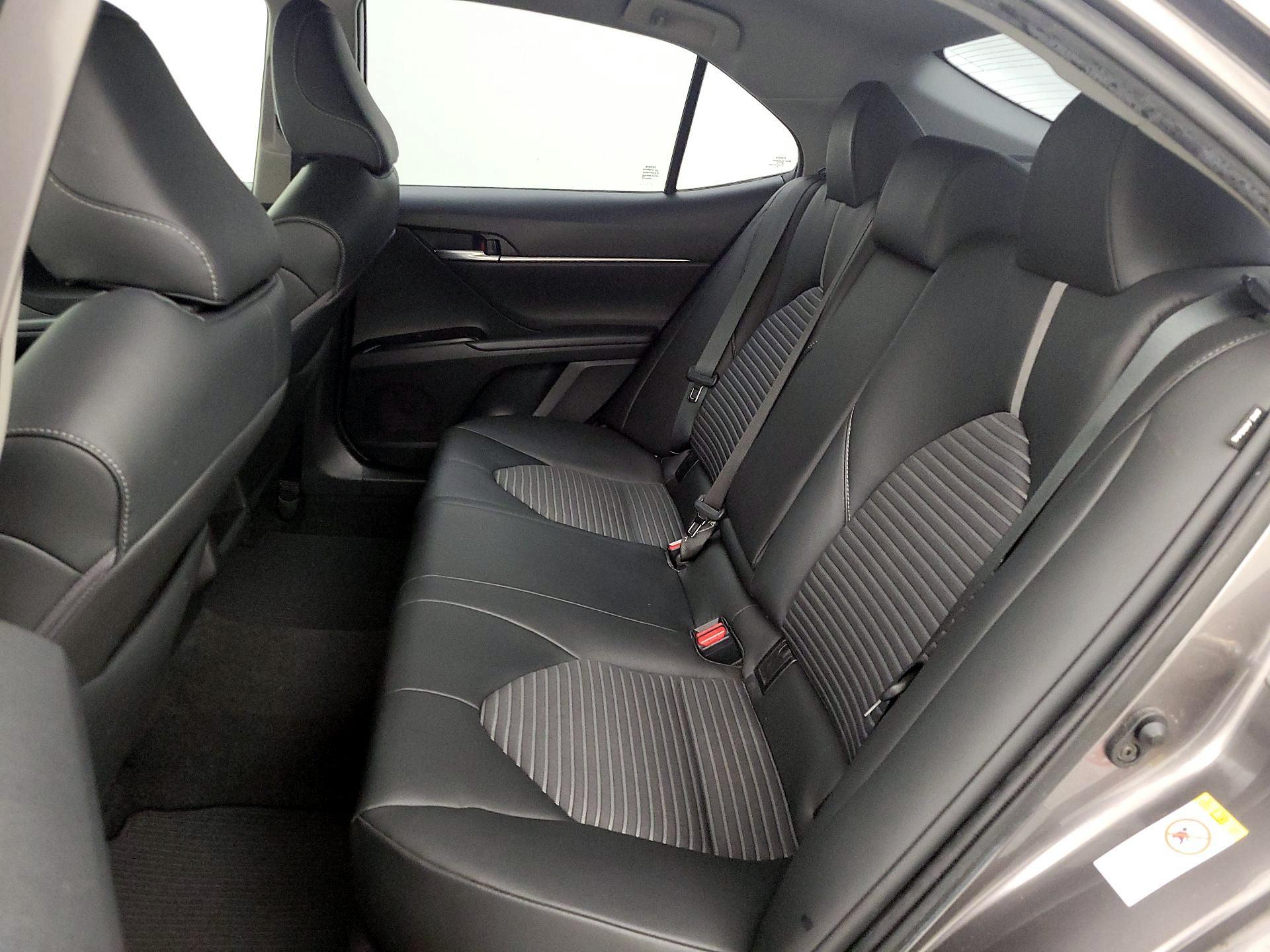 Thumbnail: 2018 Toyota Camry - 19