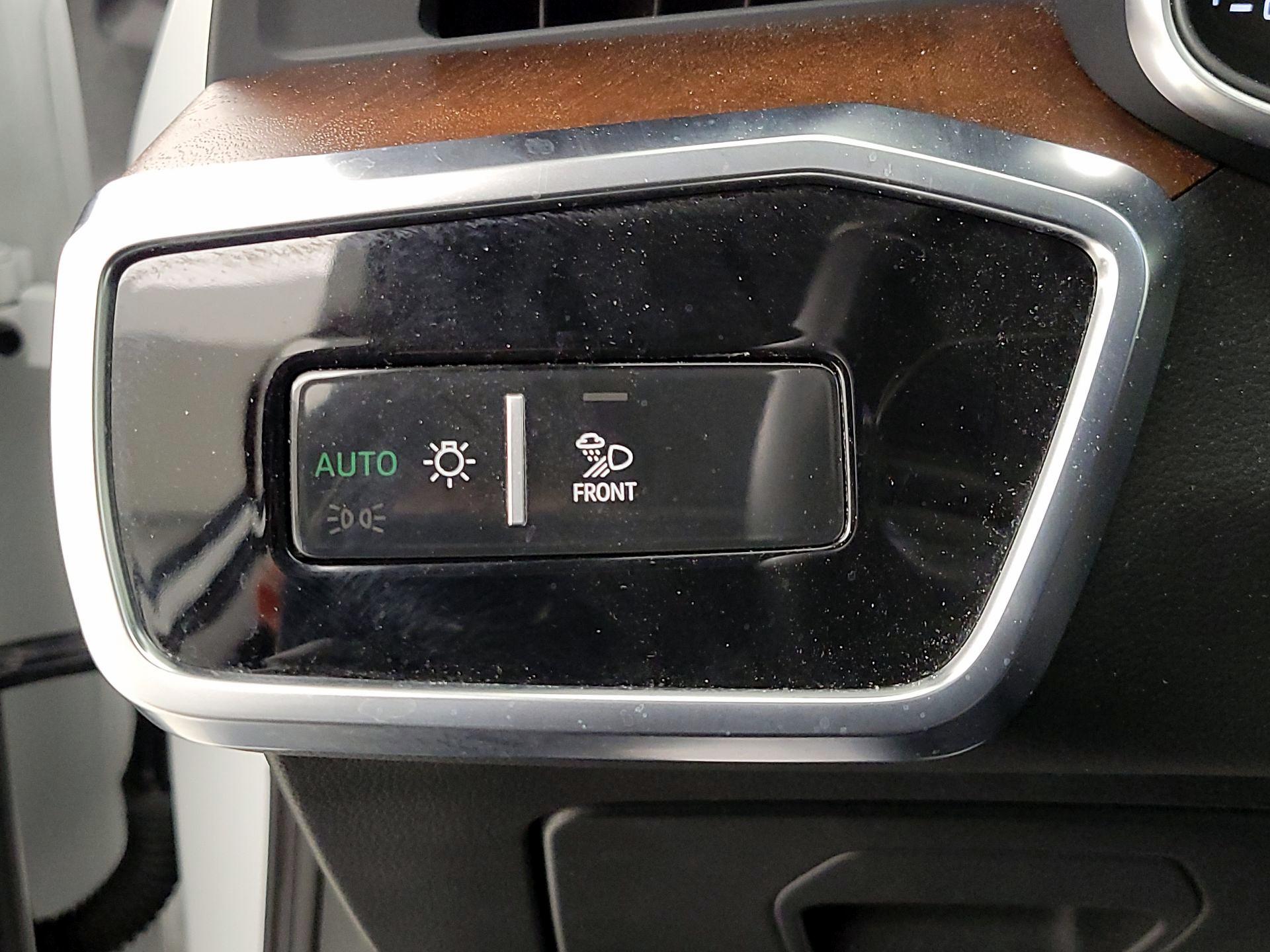 Thumbnail: 2019 Audi A6 - 13