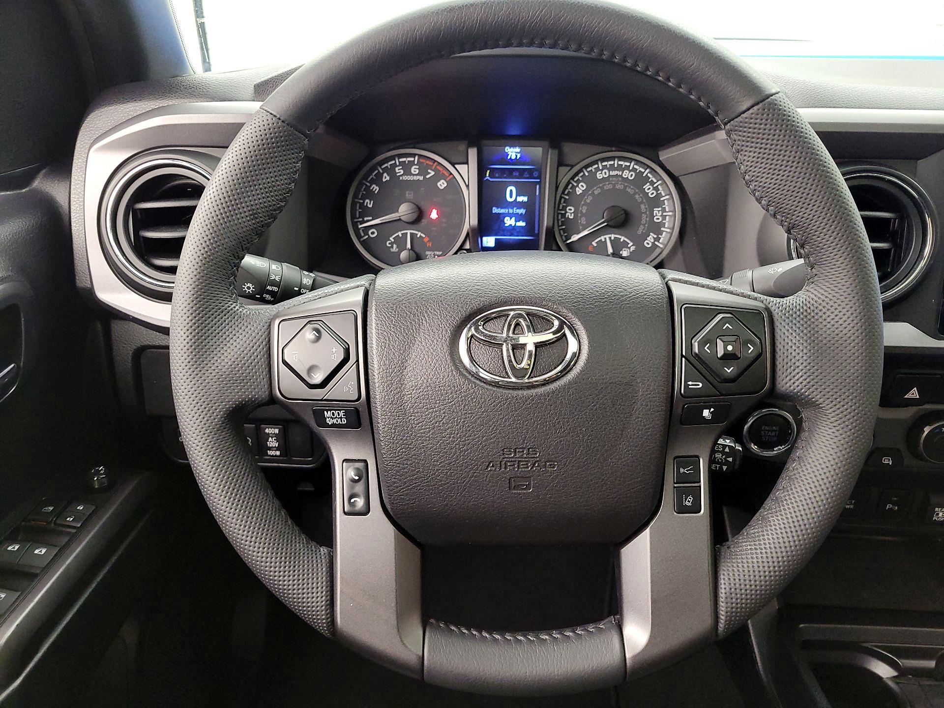Thumbnail: 2021 Toyota Tacoma - 10