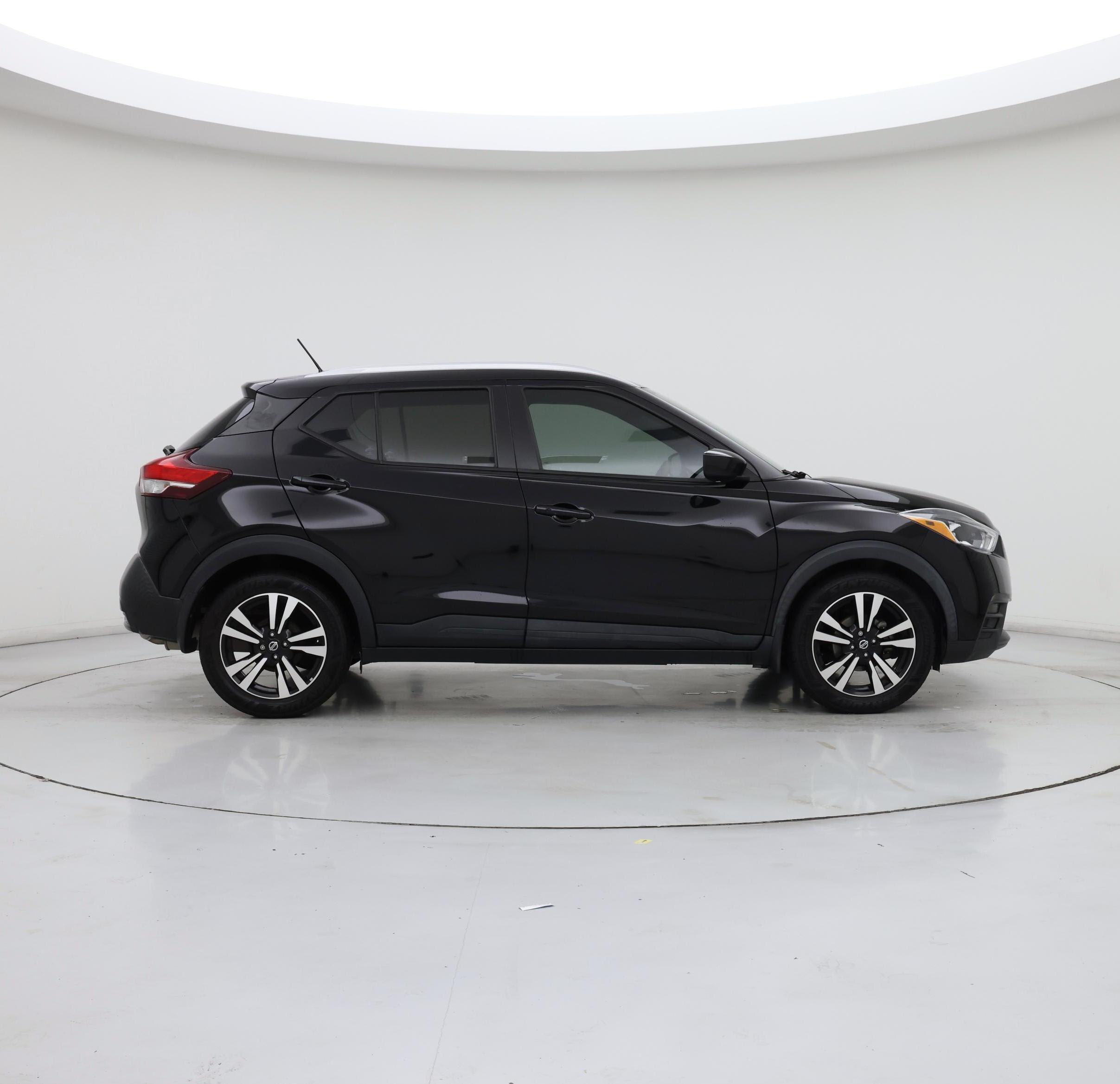 Thumbnail: 2019 Nissan Kicks - 7