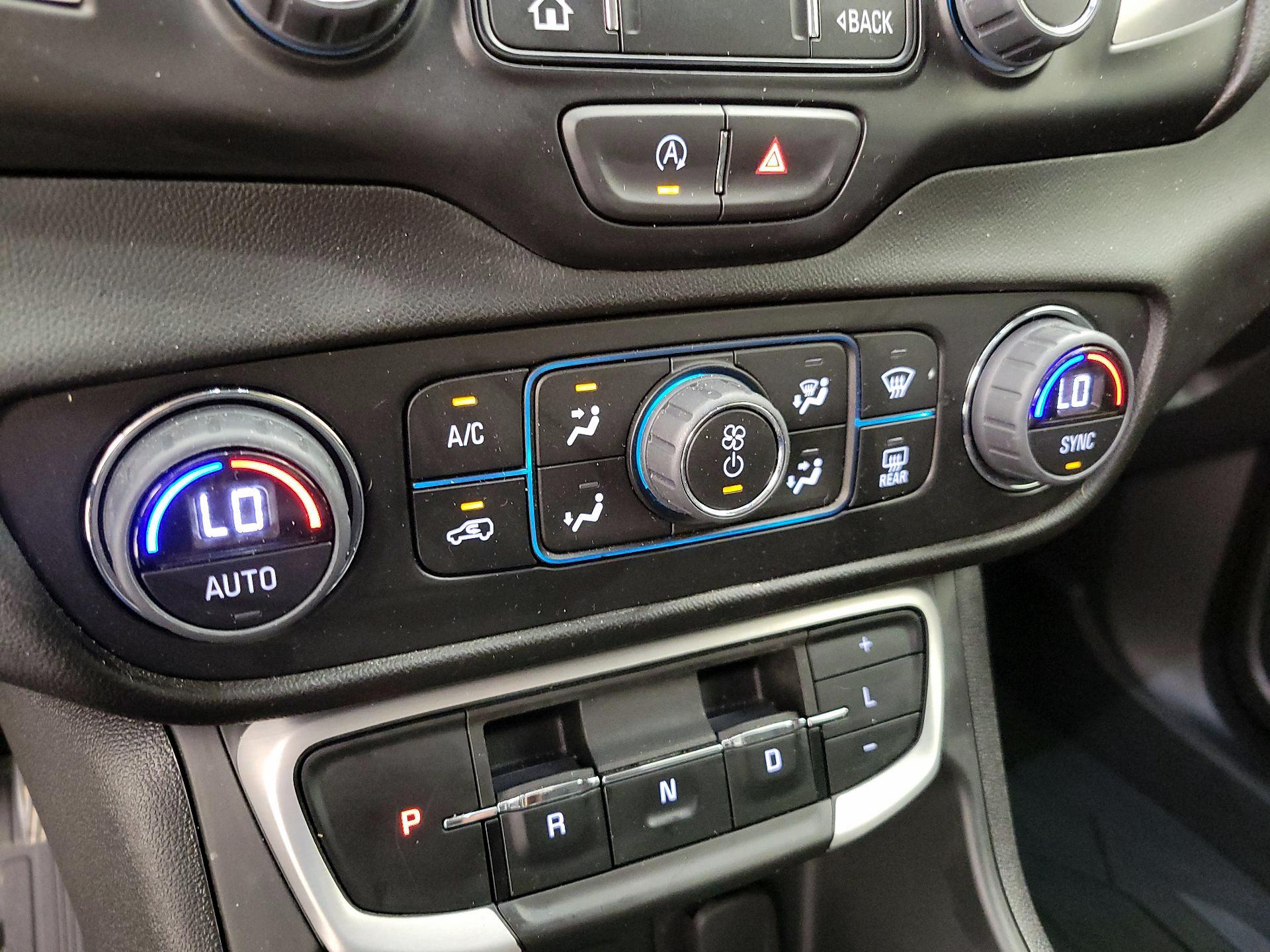 Thumbnail: 2024 GMC Terrain - 16